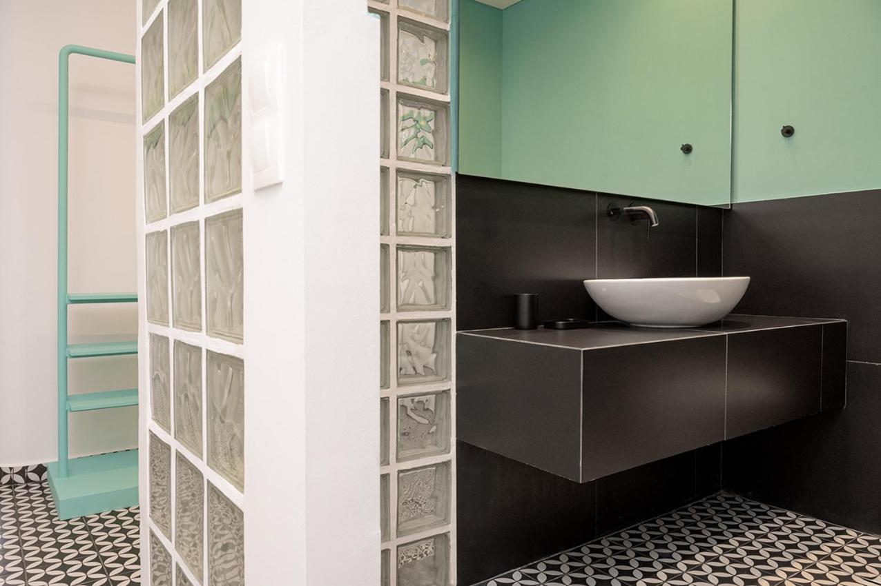 Acropolis View Luxury Apartments with Jacuzzi - Photo 3