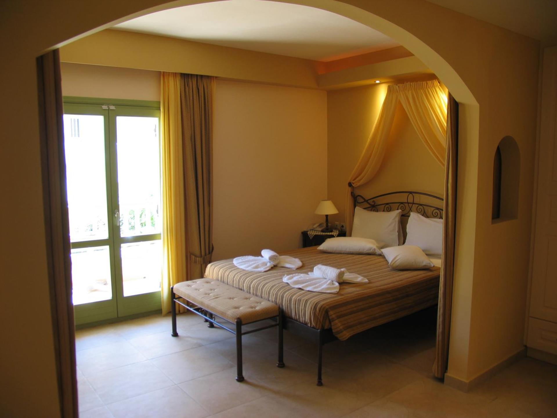 Anassa Deluxe Suites - Photo 22