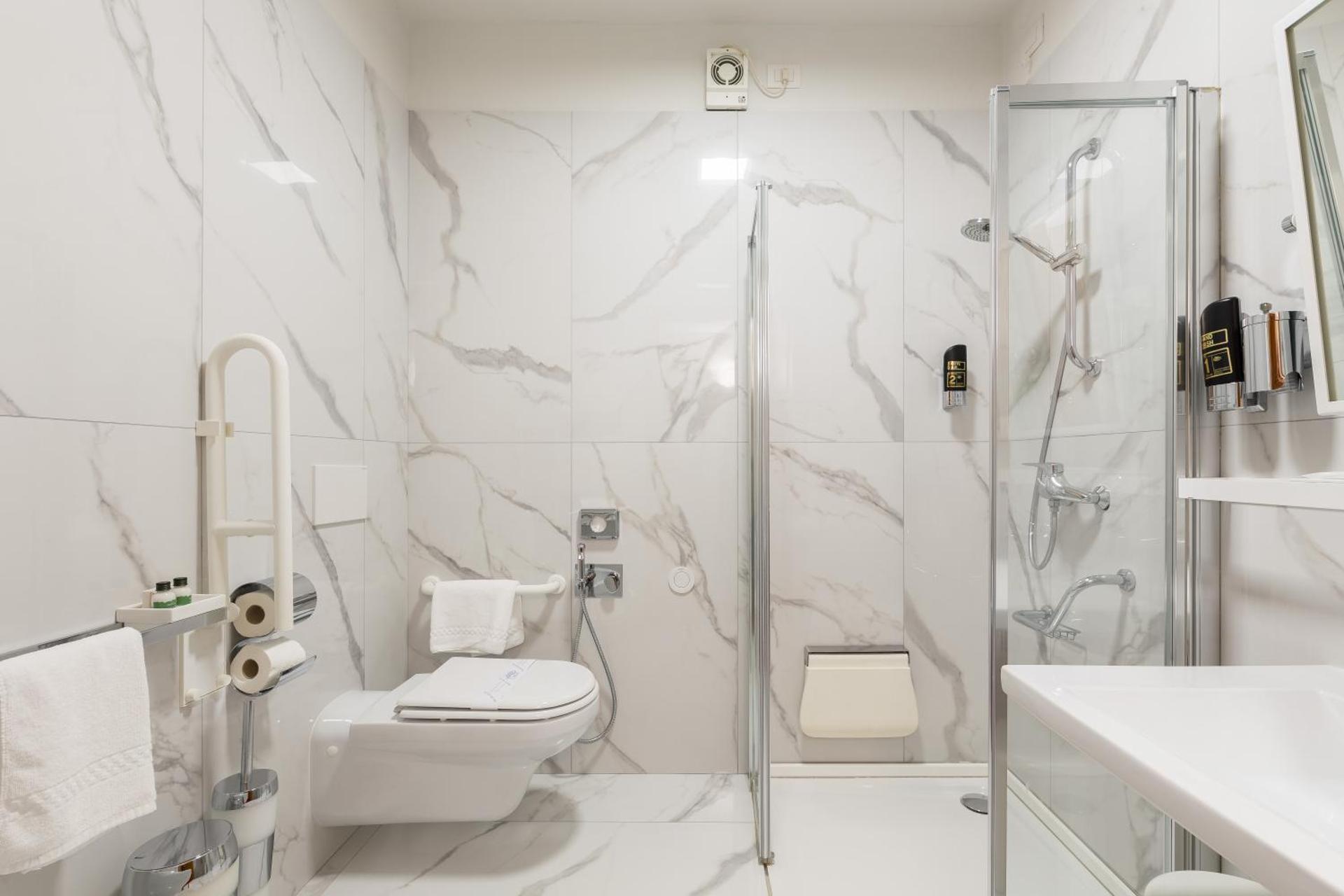 Hotel Aquila D'Oro Desenzano - Photo 36