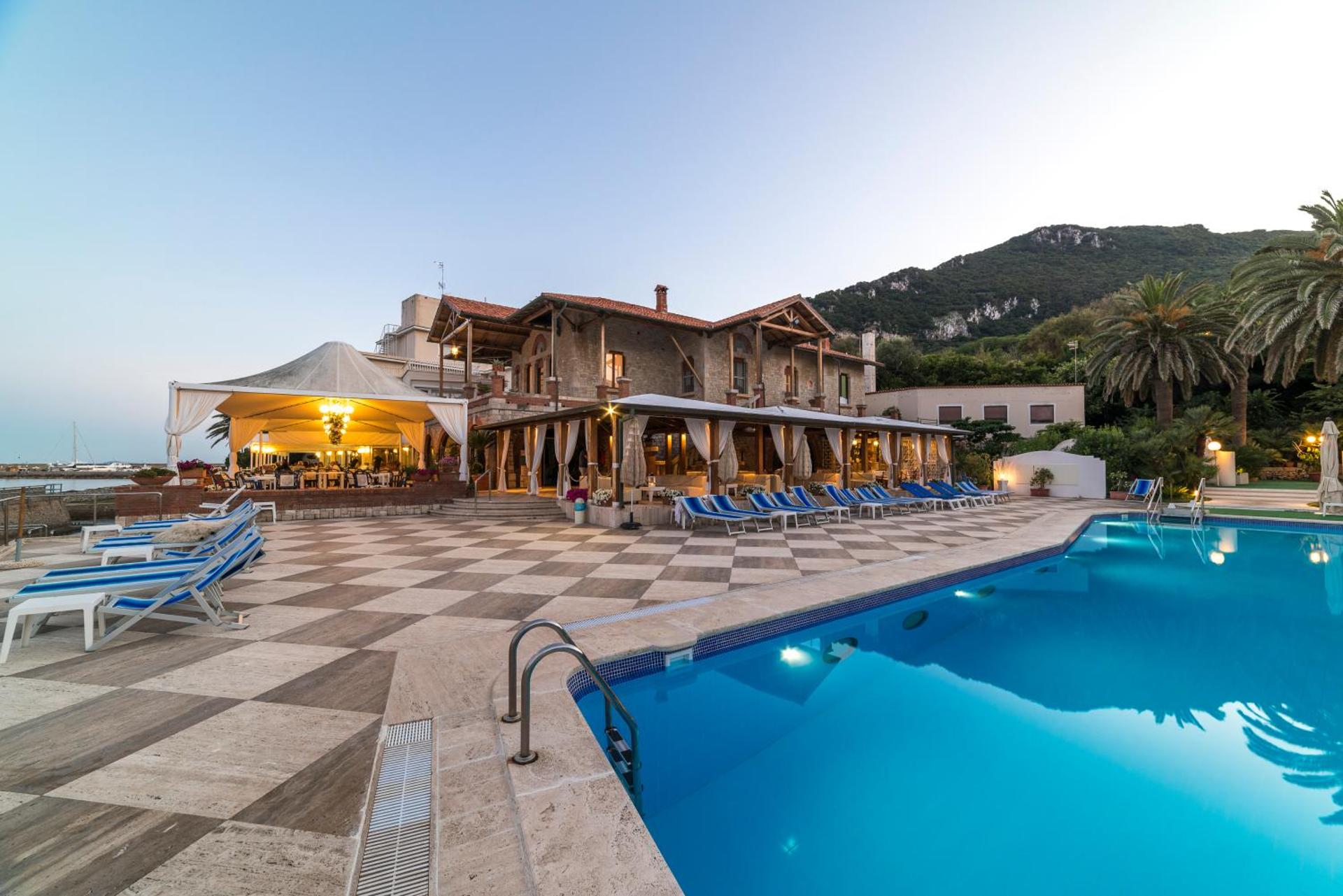 Hotel Ristorante Maga Circe - Photo 182