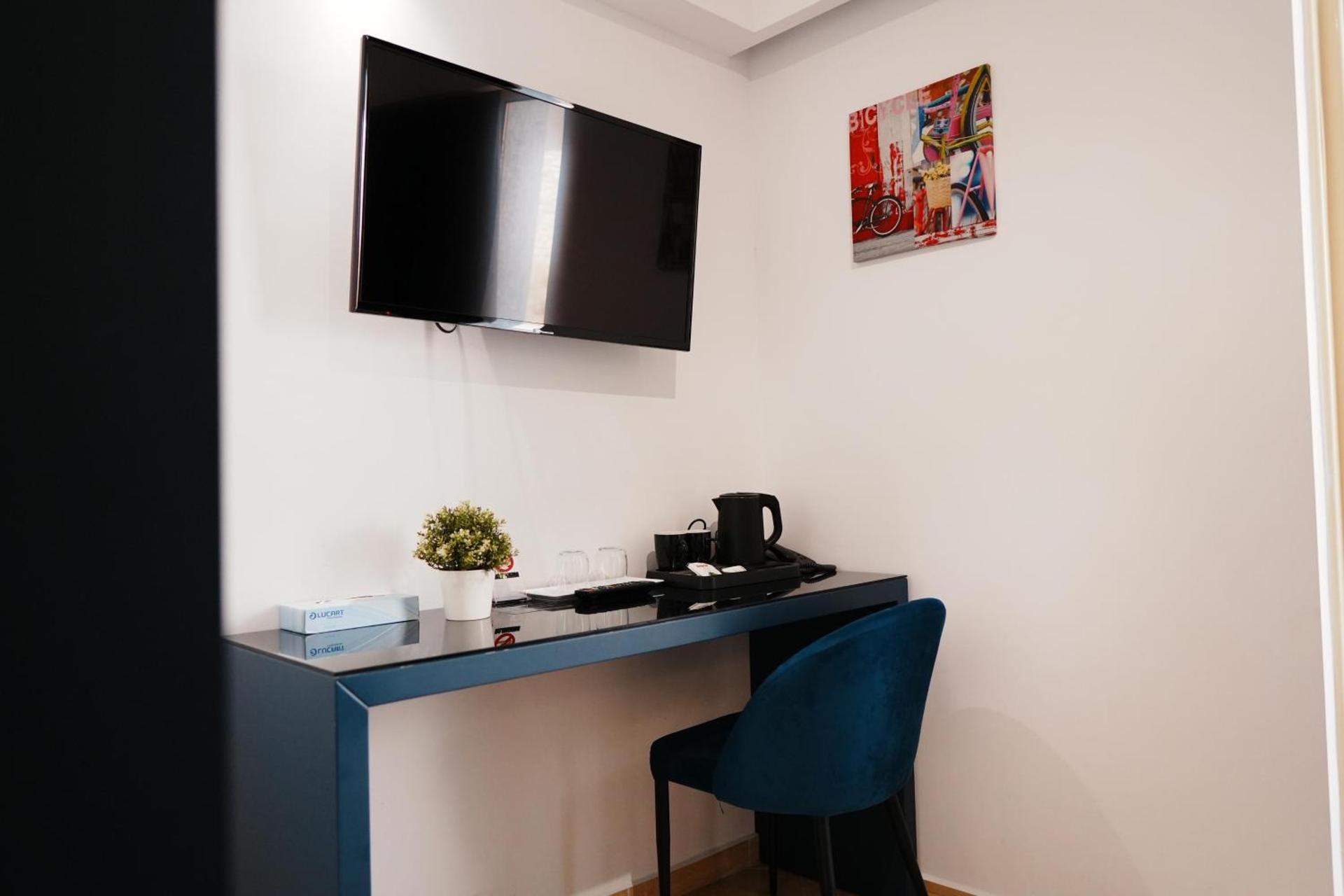 Hotel Blue Sky - Photo 4