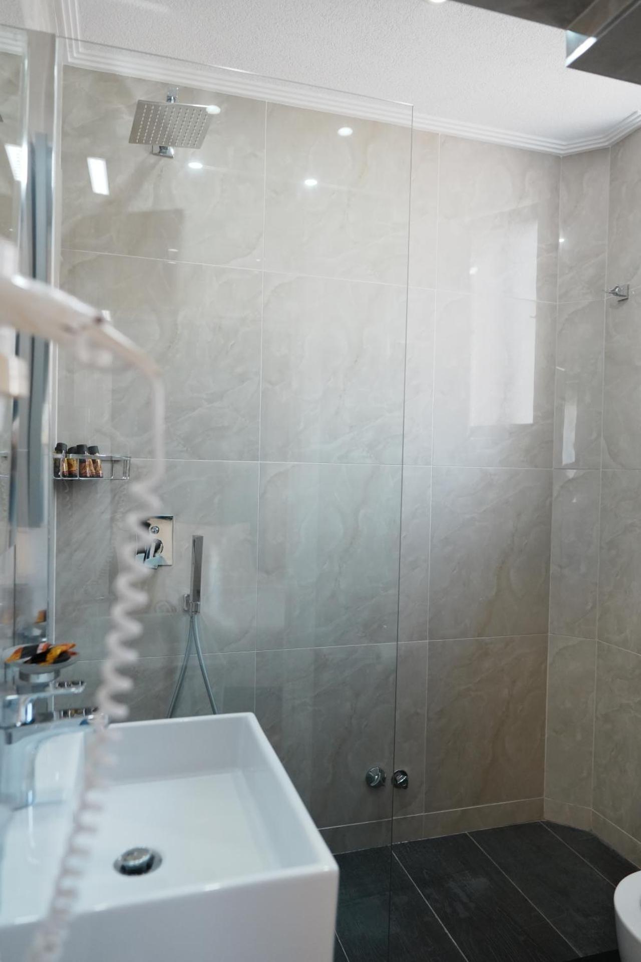 Hotel Blue Sky - Photo 21