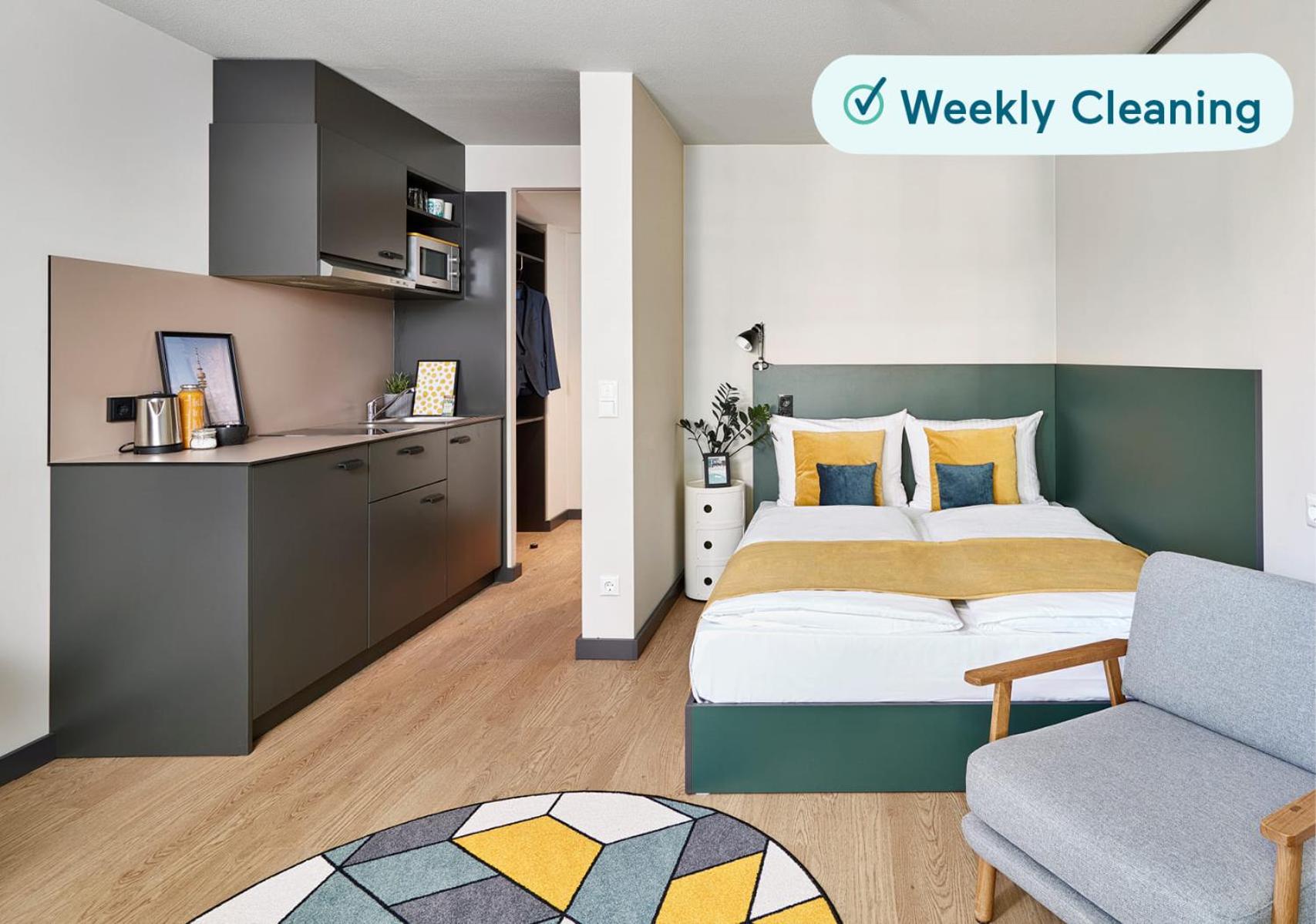 Deluxe Double Apartment with balcony - Long Stay