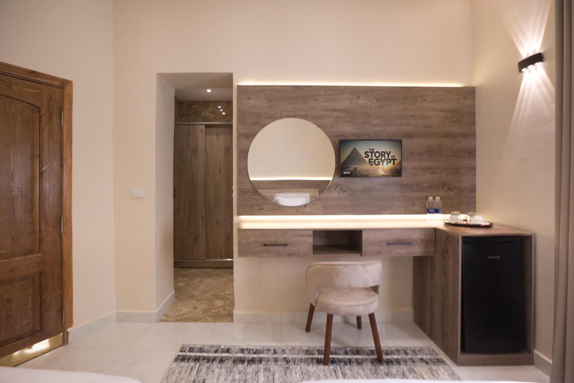 Superior Double or Twin Room with Mountain View - Photo 3