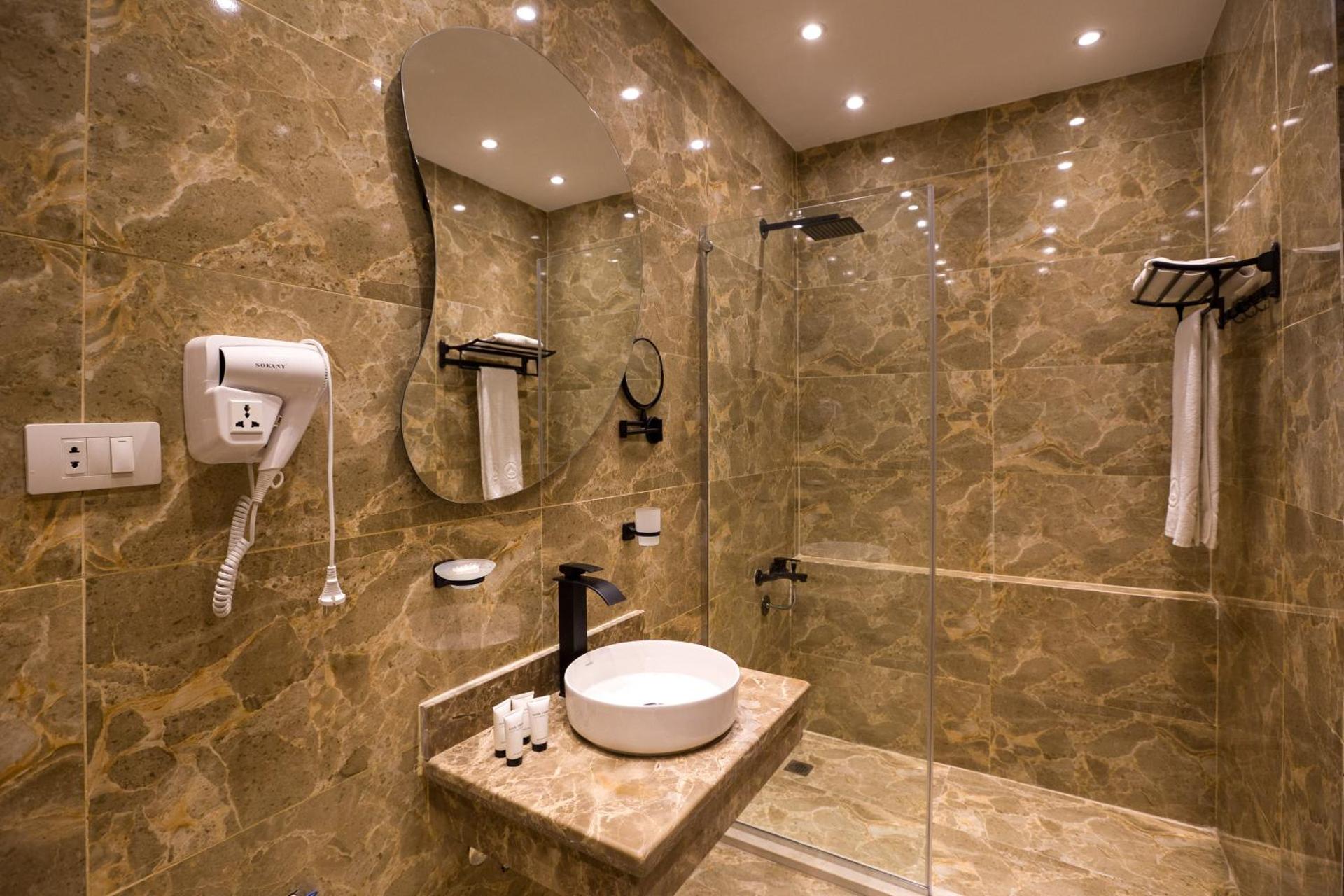 Secrets Of The Pyramids Hotel - Photo 74