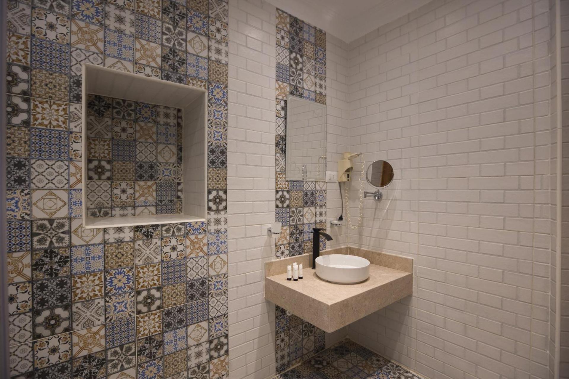 Secrets Of The Pyramids Hotel - Photo 6