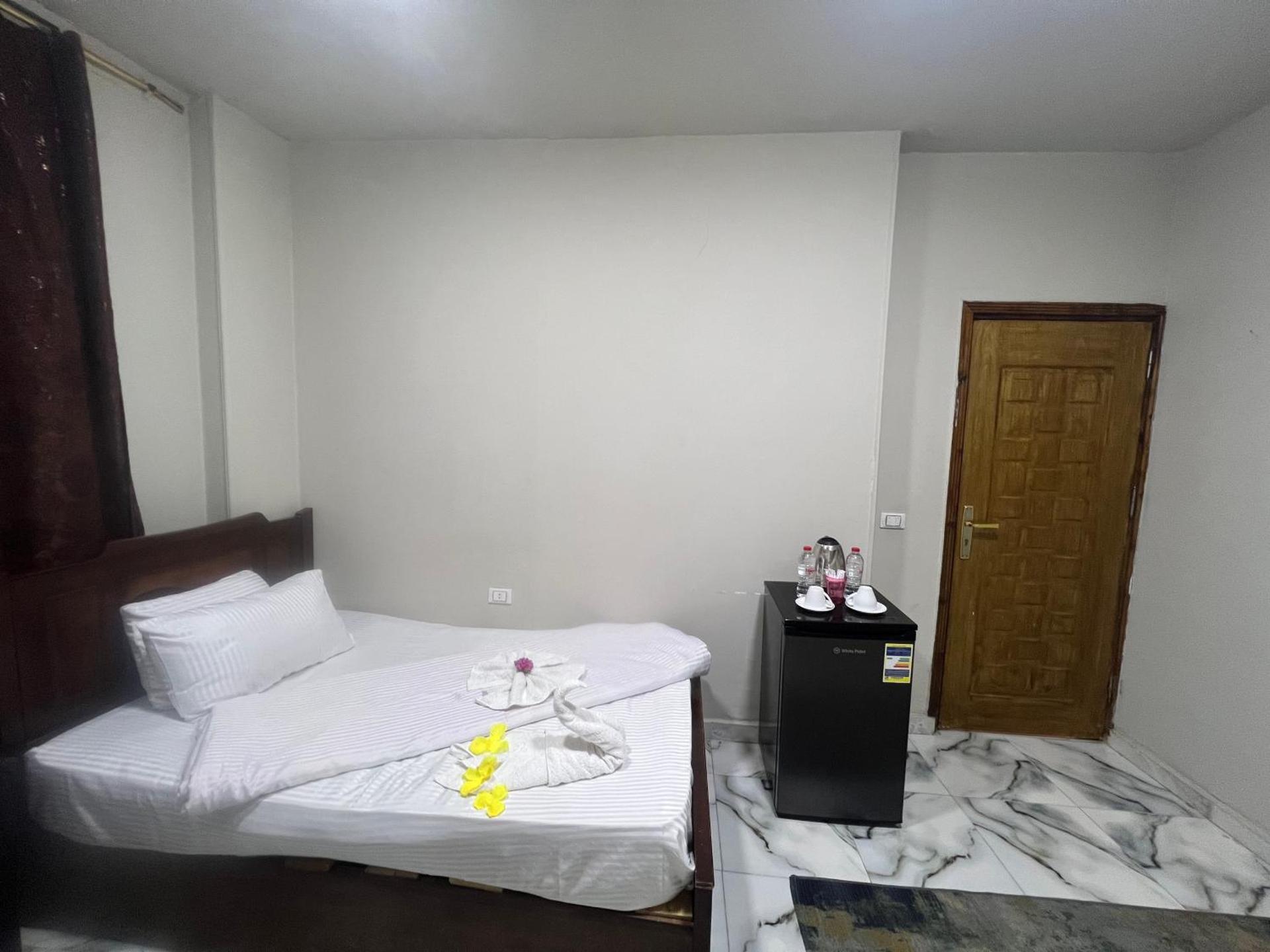 Osiris pyramids - Photo 89