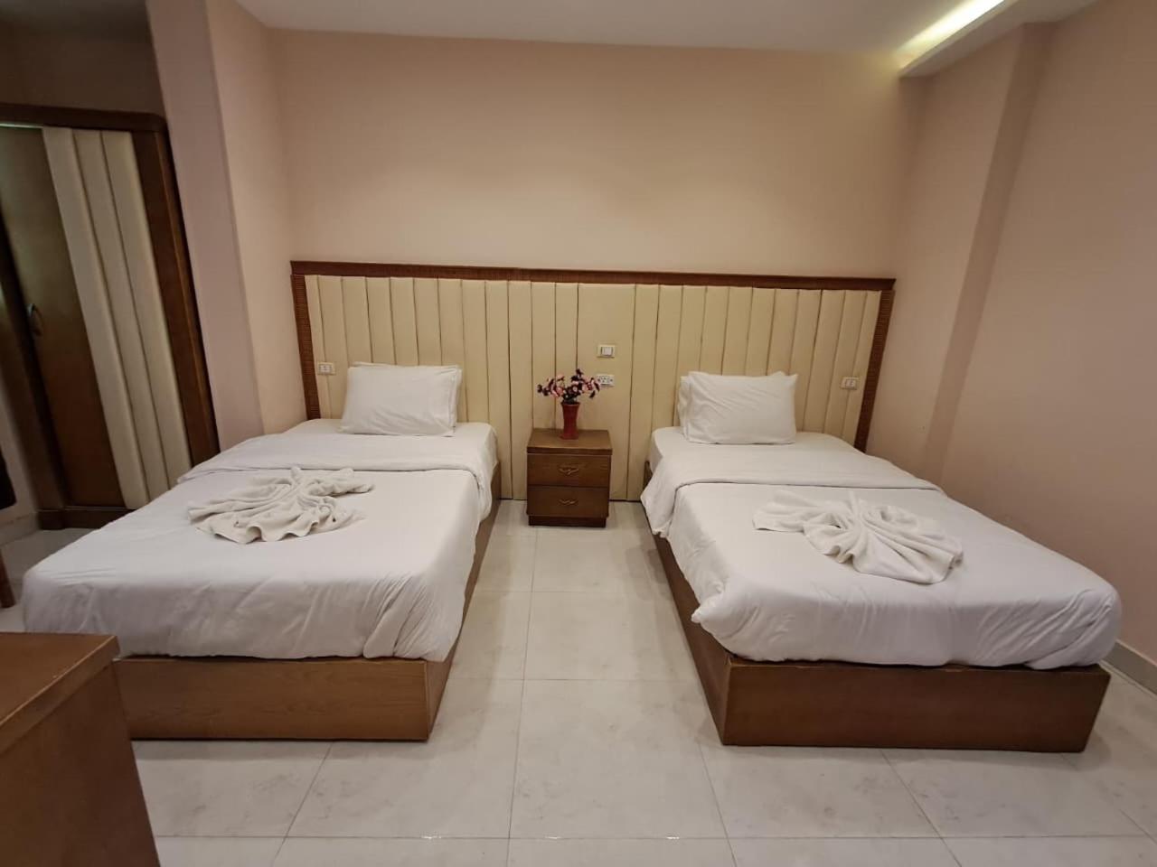 The Great Golden Pyramid - Photo 39