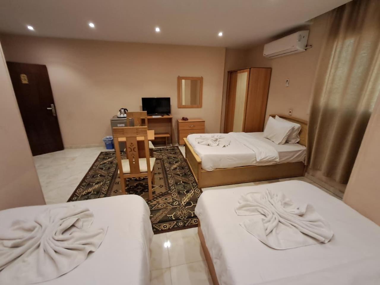 The Great Golden Pyramid - Photo 60