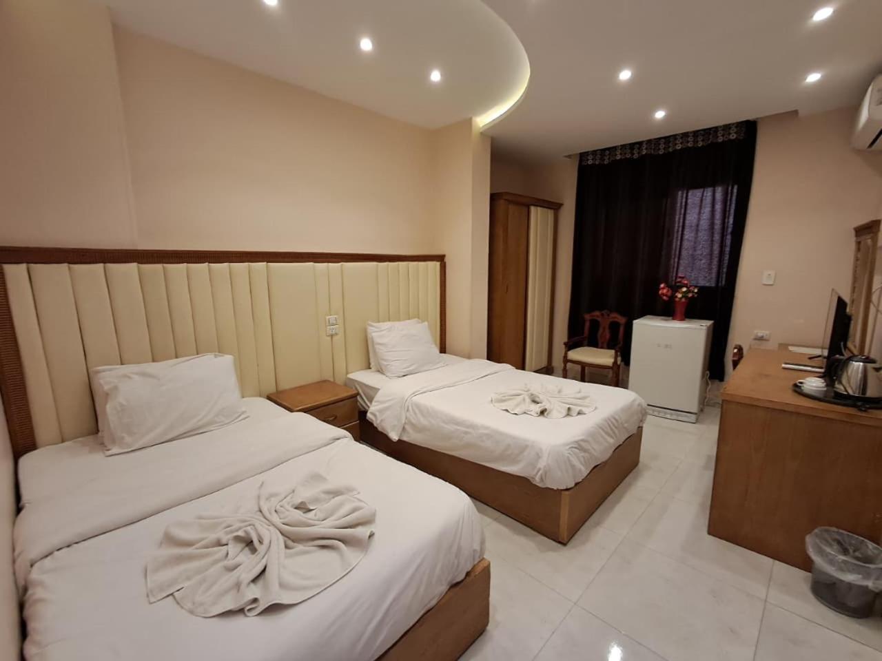 The Great Golden Pyramid - Photo 4