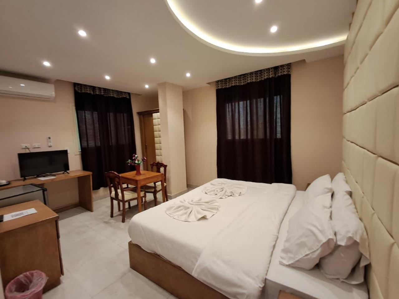 The Great Golden Pyramid - Photo 65