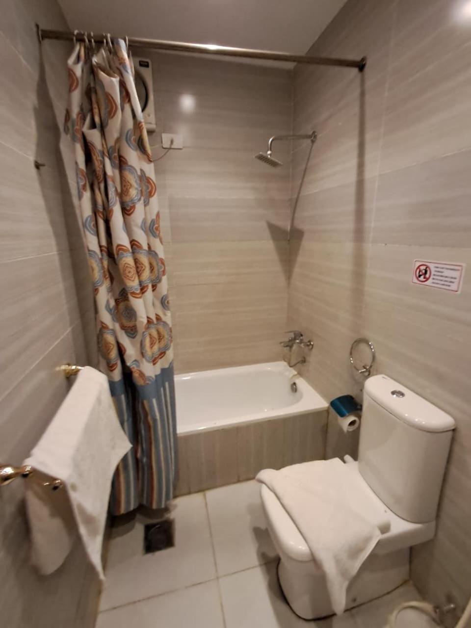 The Great Golden Pyramid - Photo 34