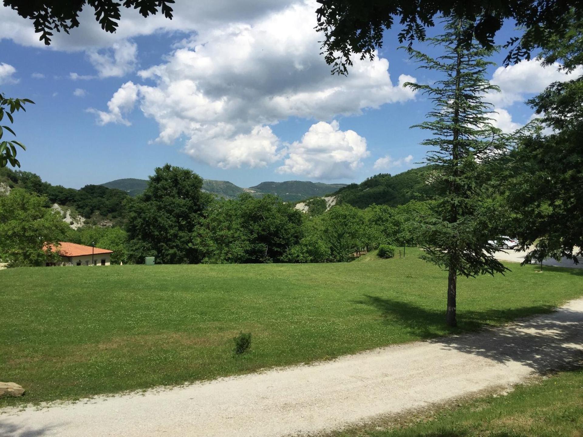 Mansion in Apecchio near Lake and Pool - Photo 11