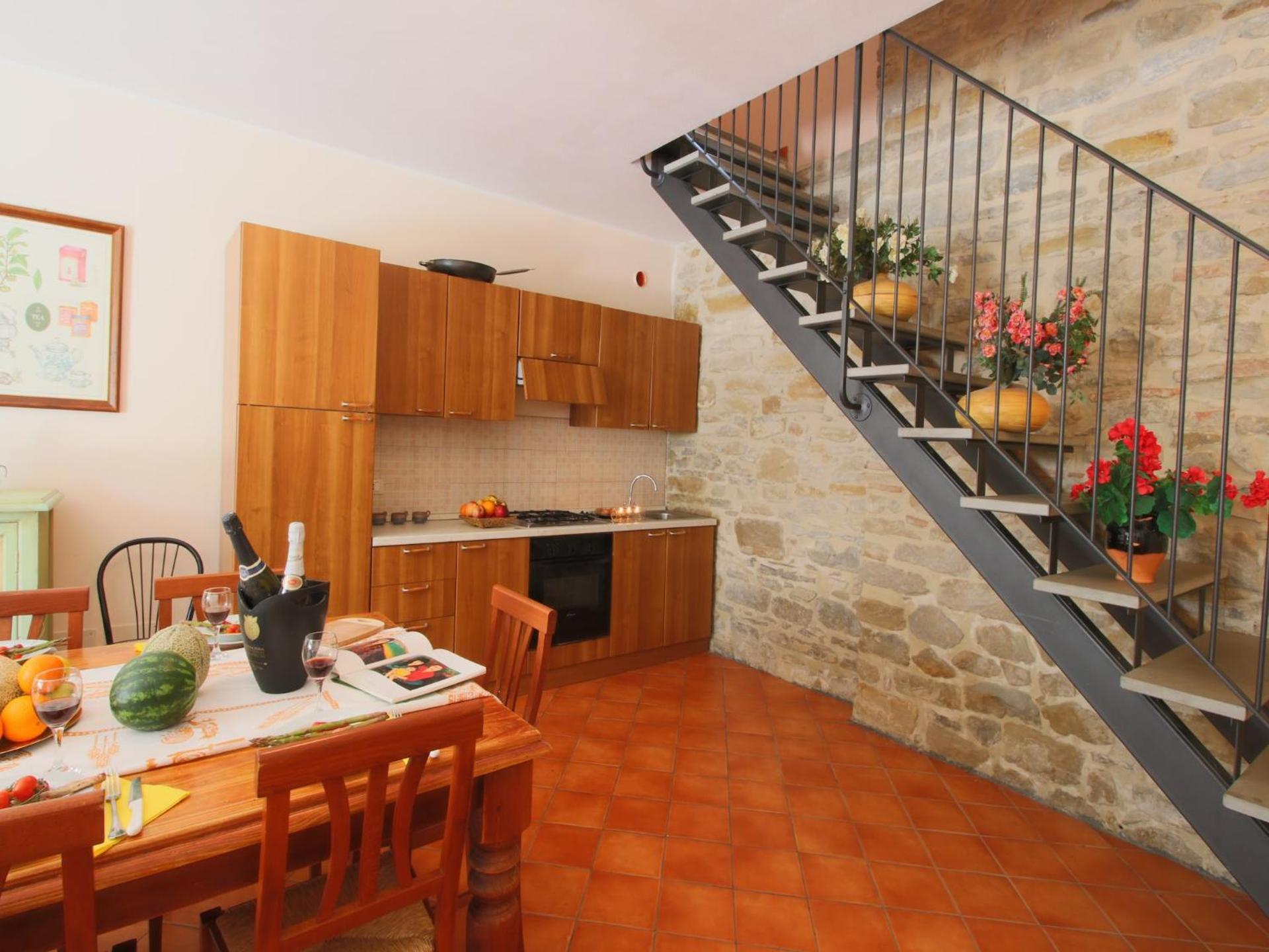 Mansion in Apecchio near Lake and Pool - Photo 5