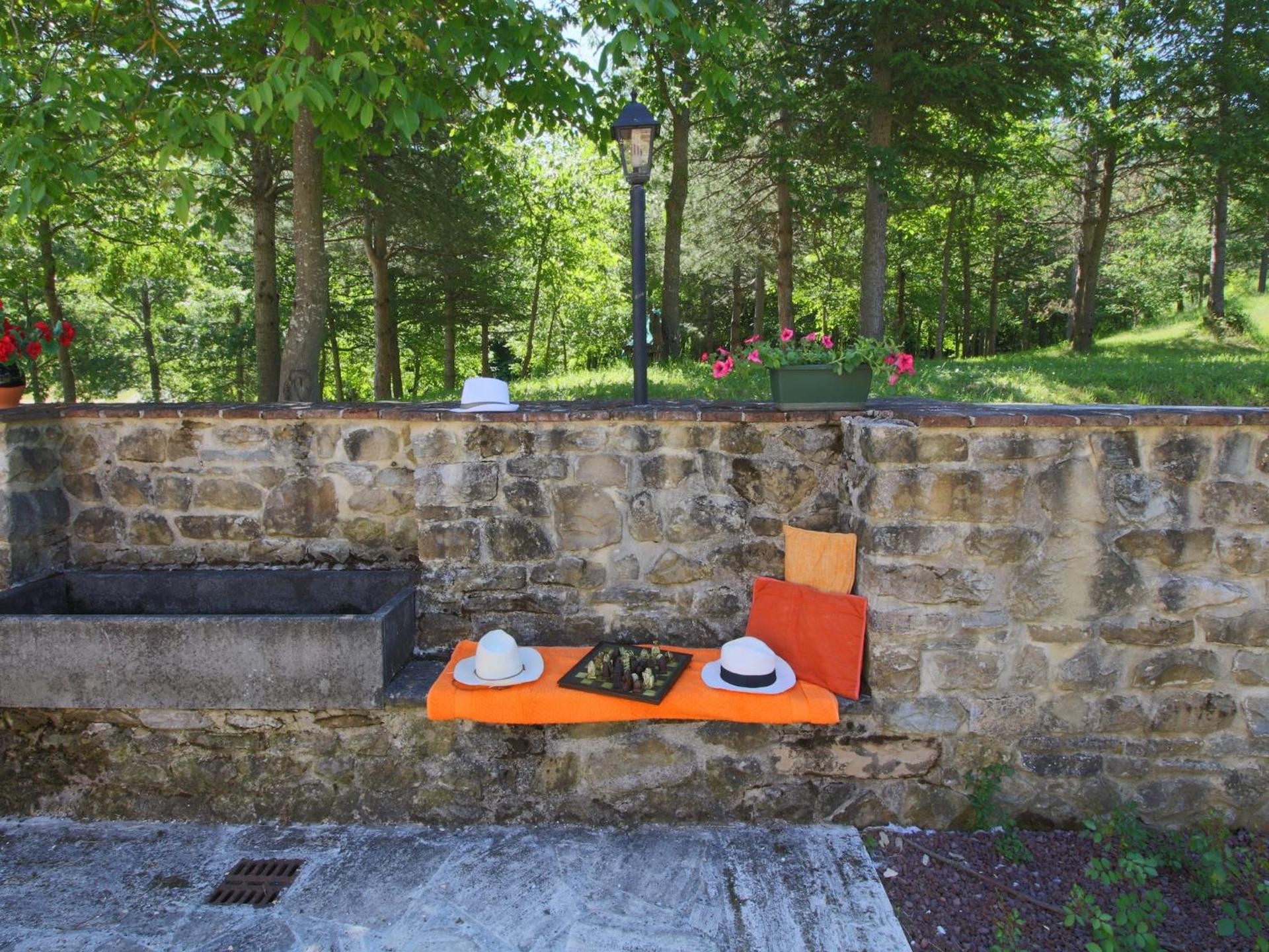 Mansion in Apecchio near Lake and Pool - Photo 37