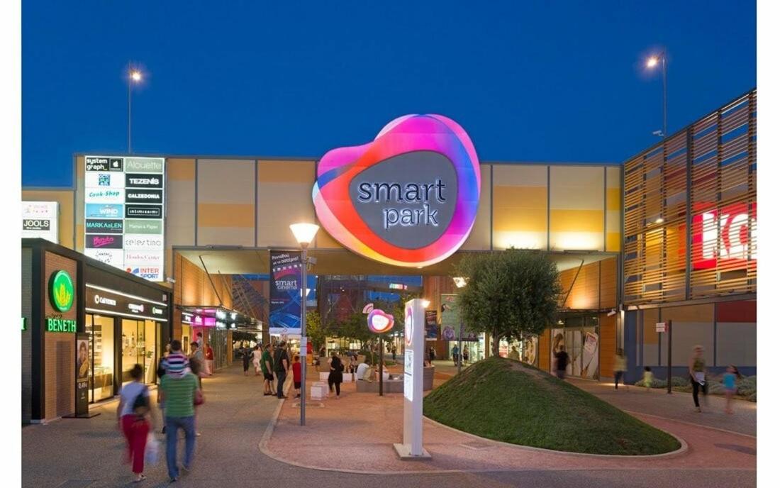 Demi's Apartments Near Athen's Airport - Photo 22