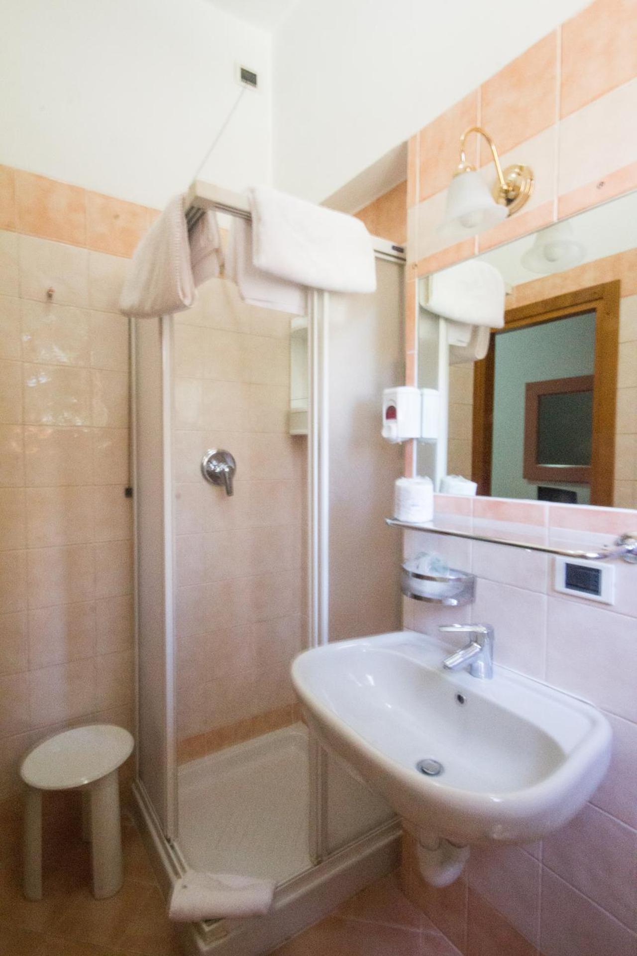 Hotel Gran Torino - Photo 27