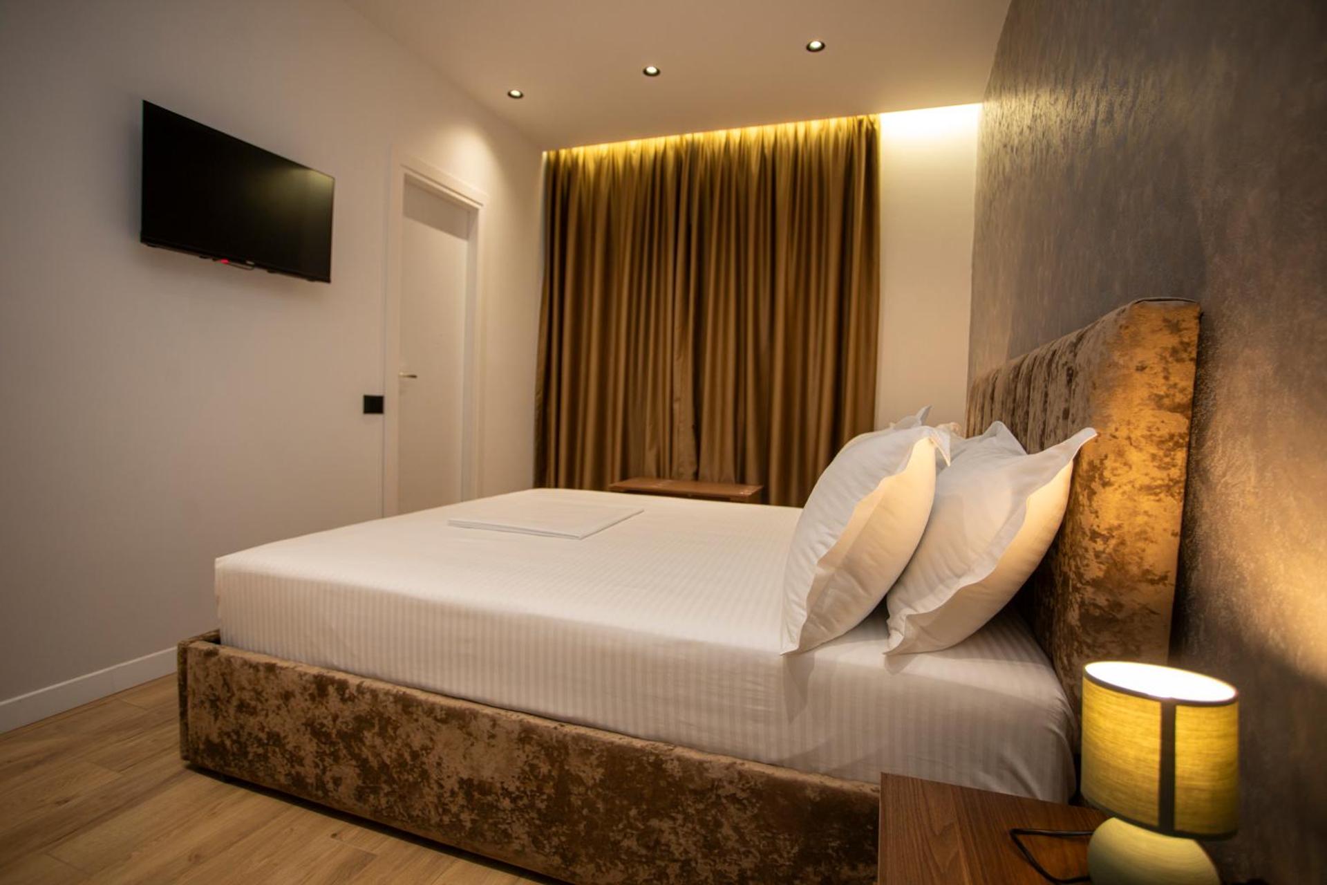 Villa Klaus Center Hotel - Photo 32