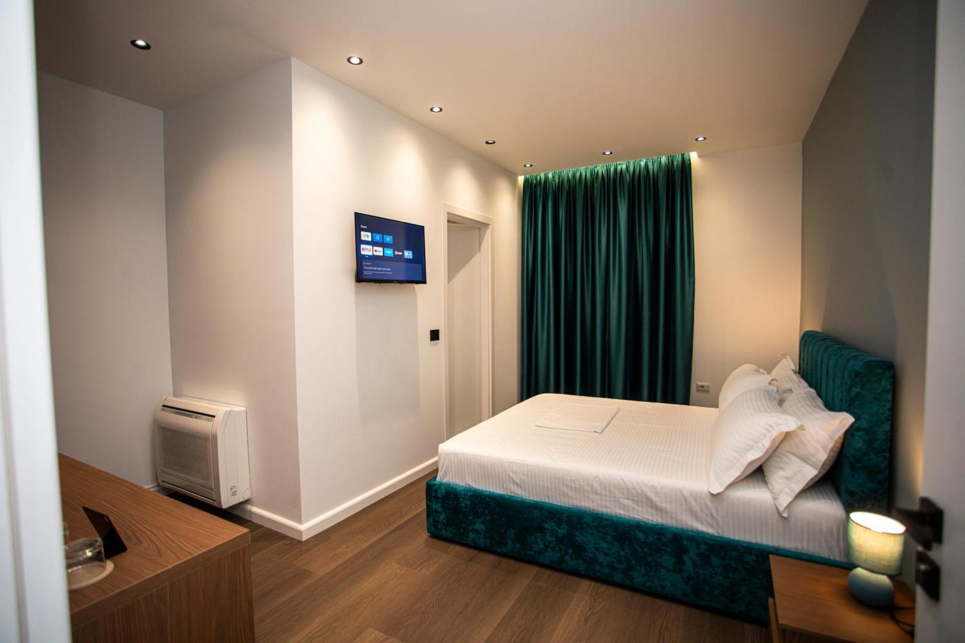 Villa Klaus Center Hotel - Photo 48