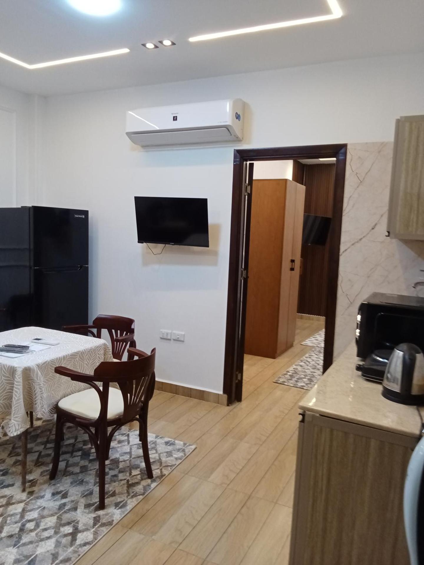 New Panorama Inn - Photo 5