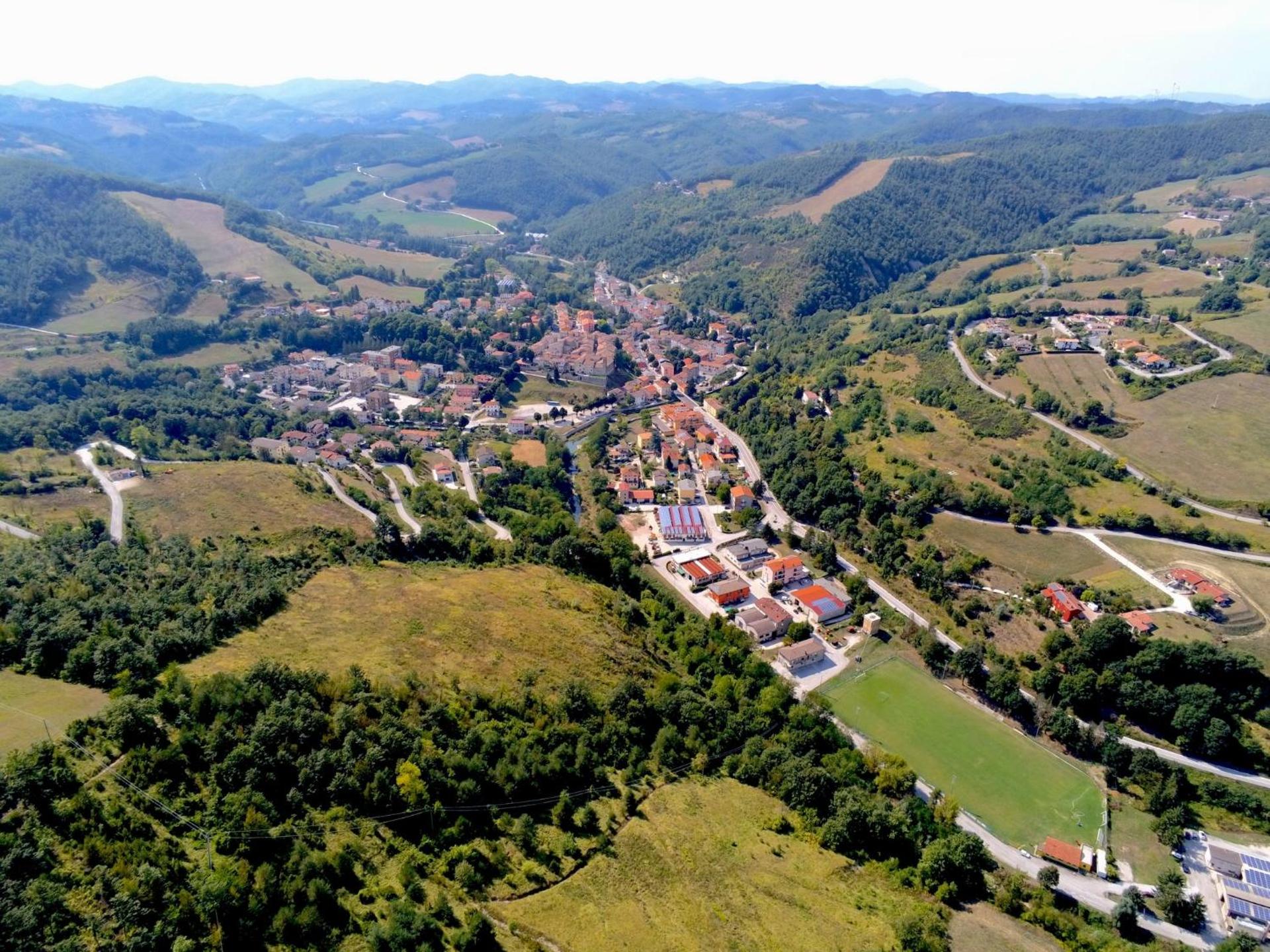 Pet-Friendly Retreat - Photo 14