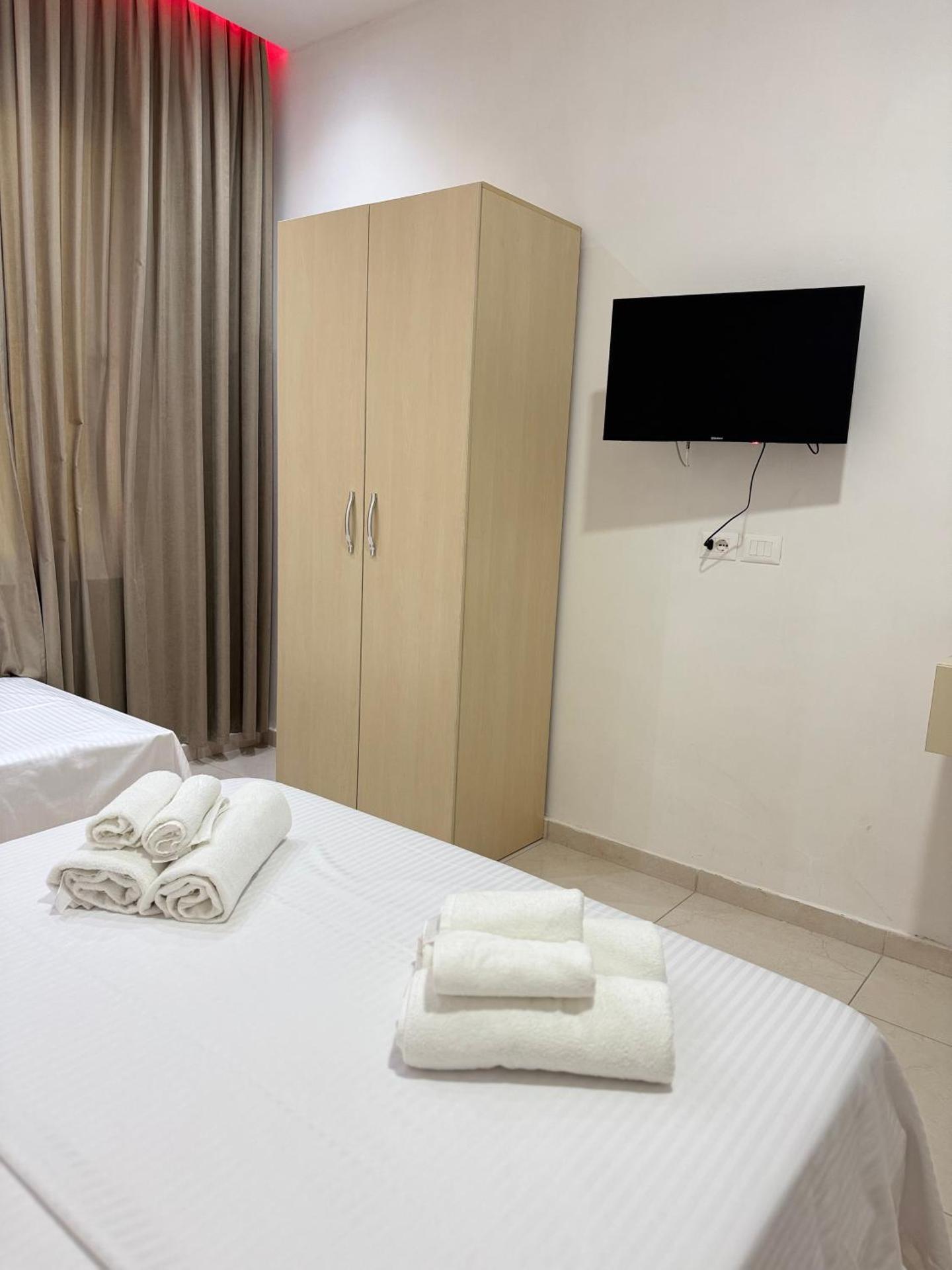Aerostay Hotel - Photo 61