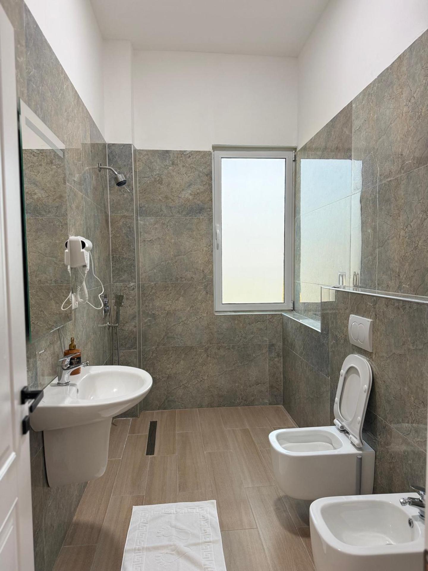 Aerostay Hotel - Photo 63