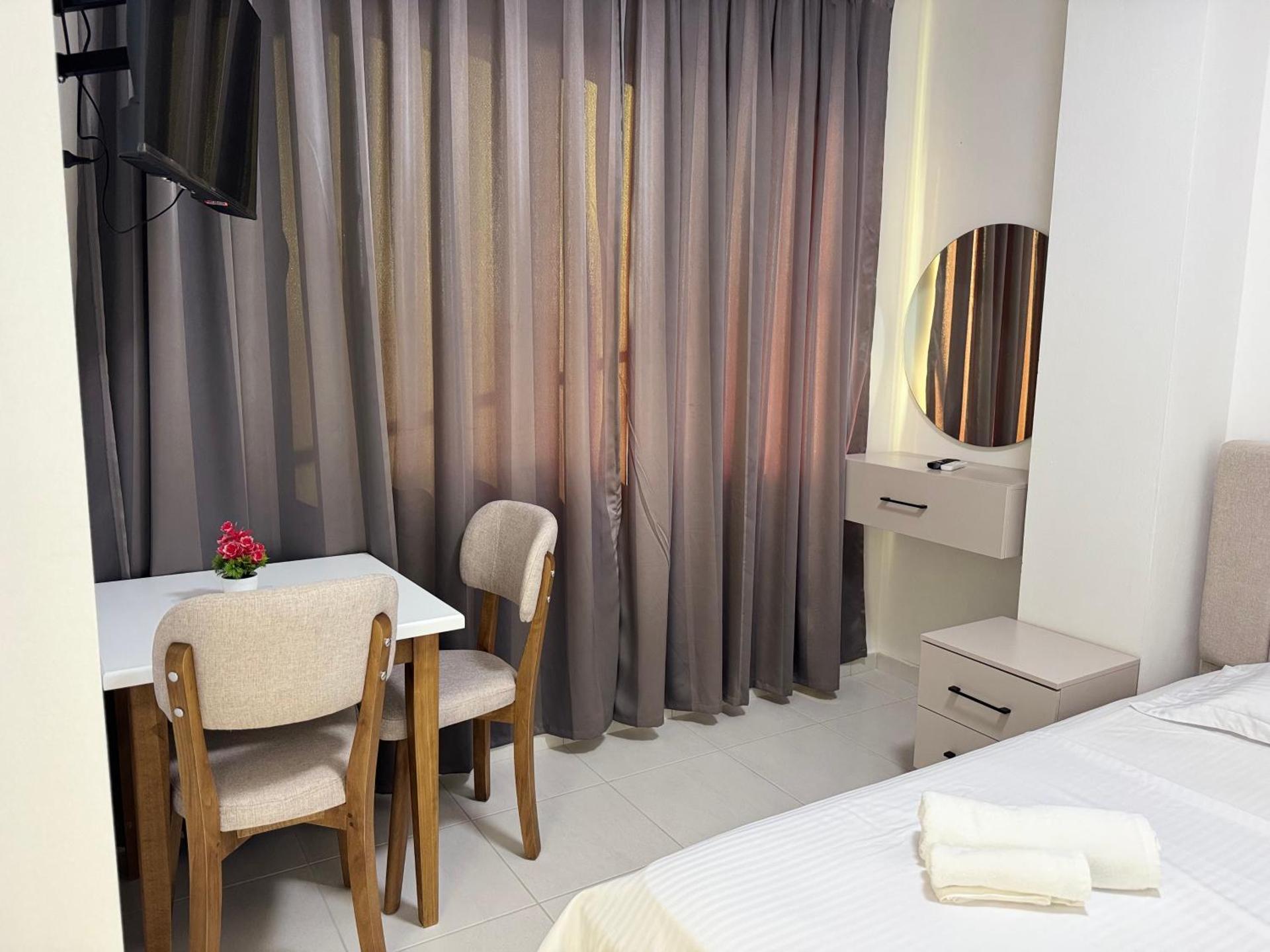 Aerostay Hotel - Photo 85