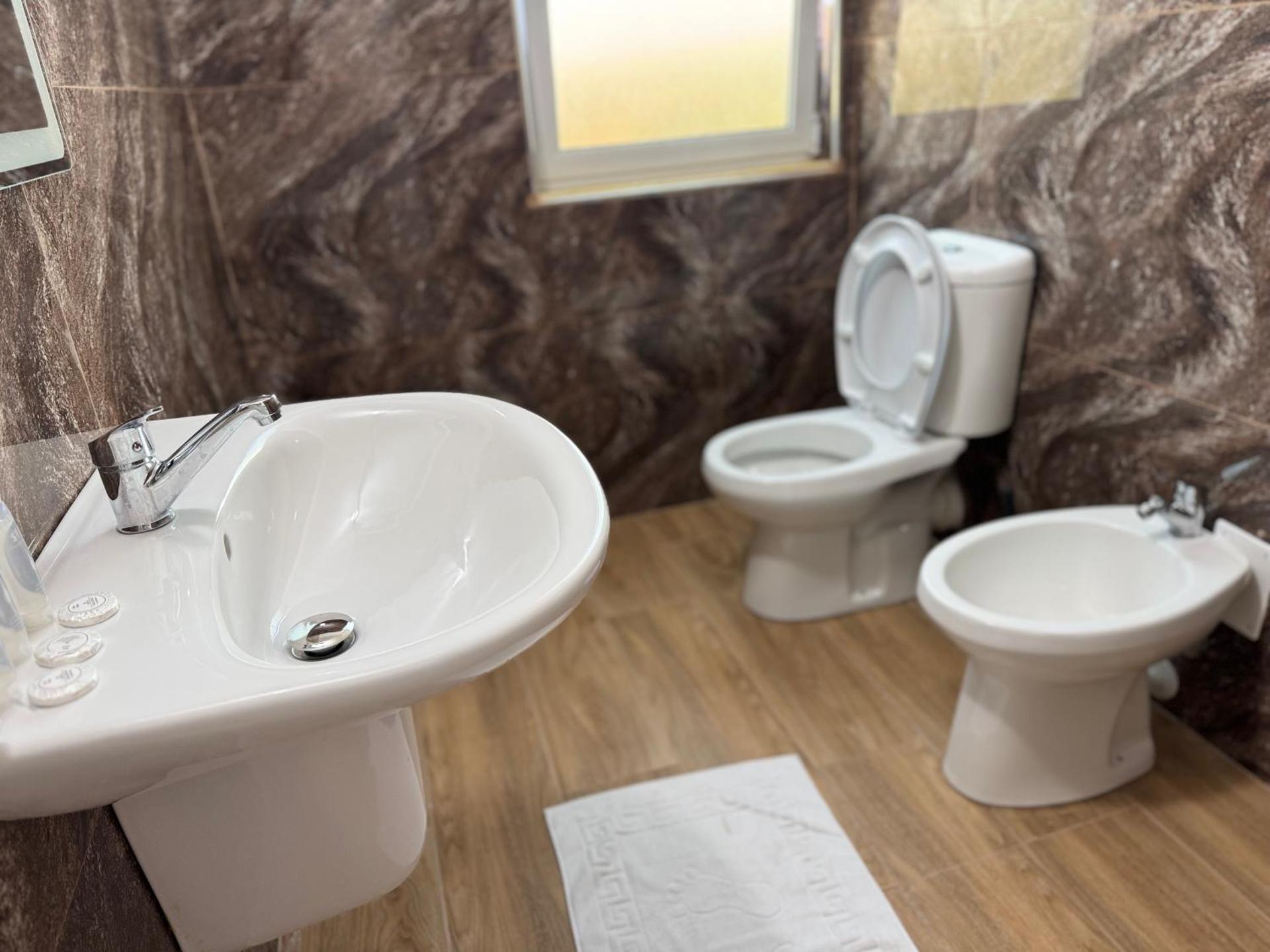 Aerostay Hotel - Photo 87