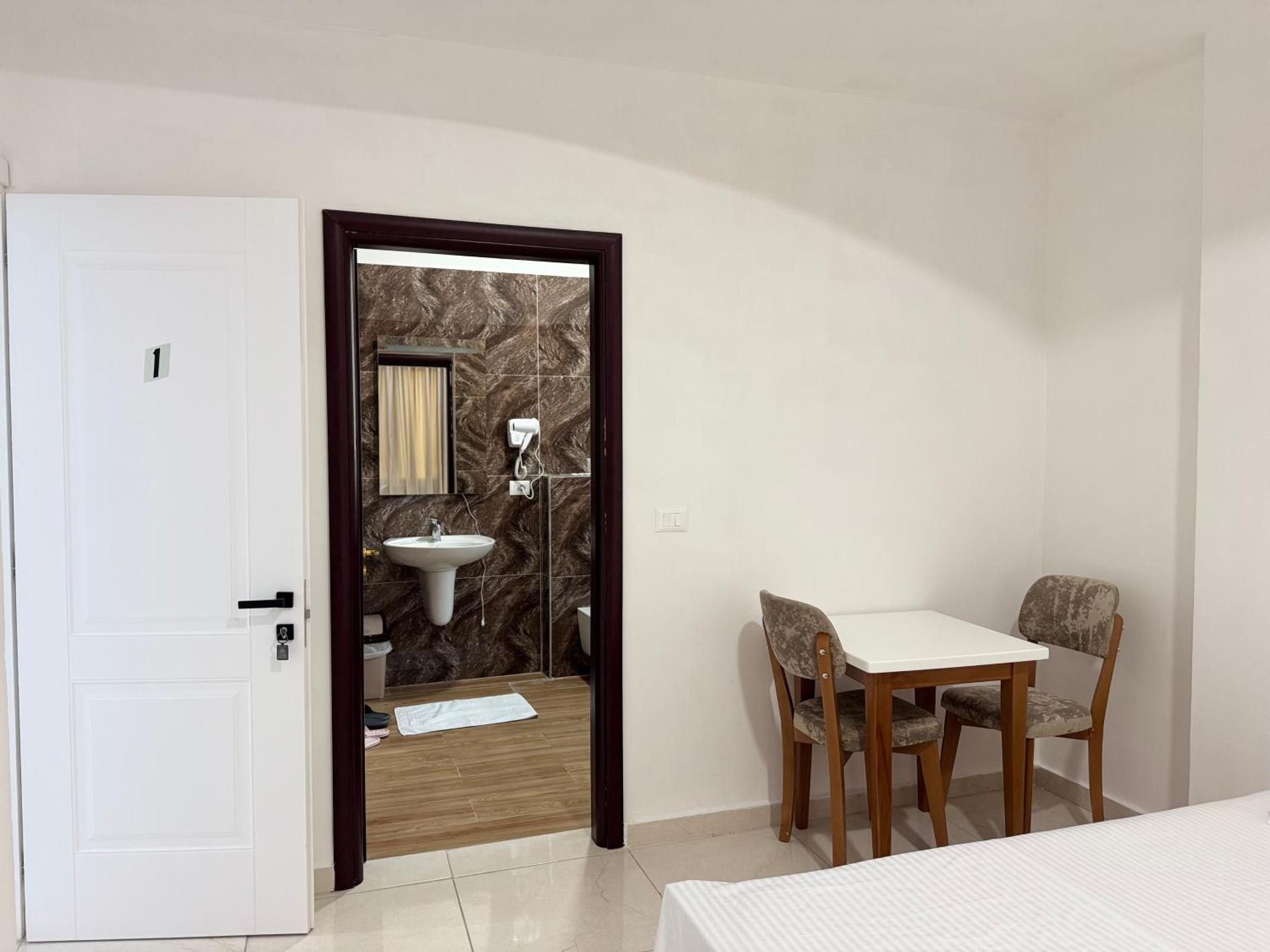 Aerostay Hotel - Photo 103