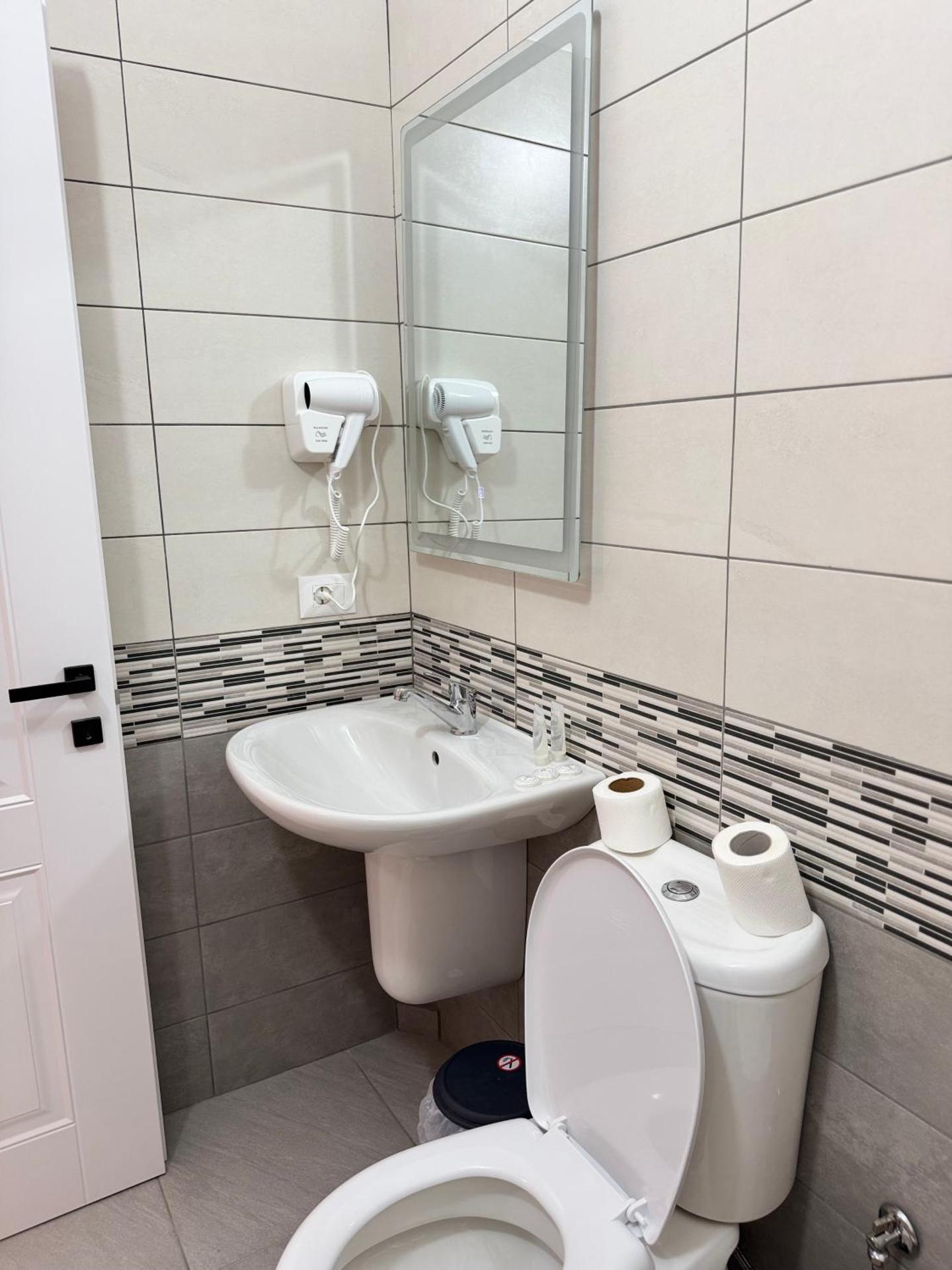 Aerostay Hotel - Photo 158