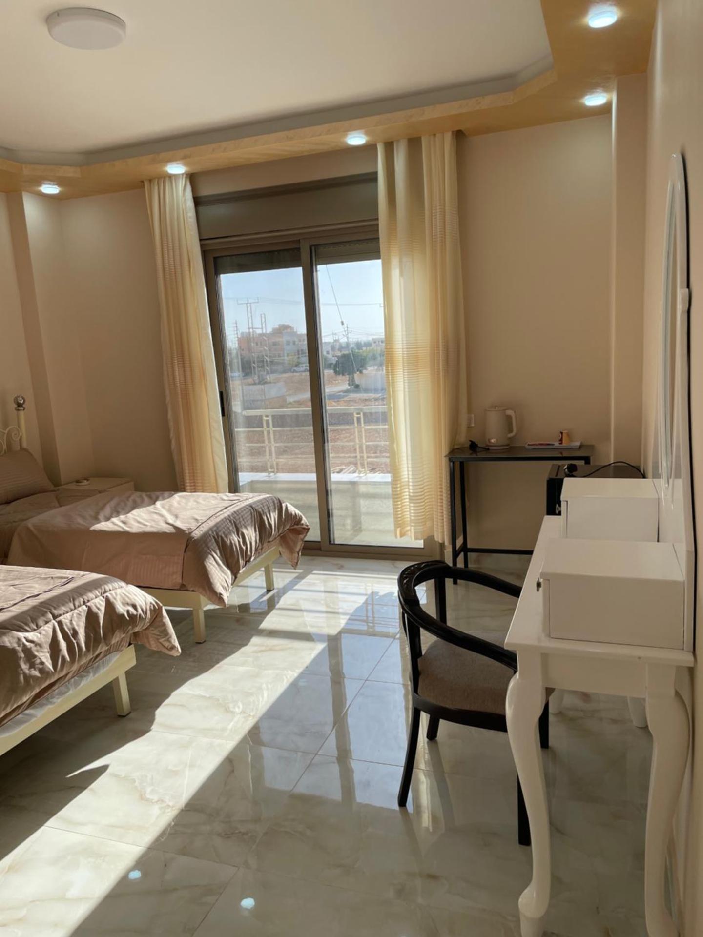 Airport Villa Amman - Photo 8