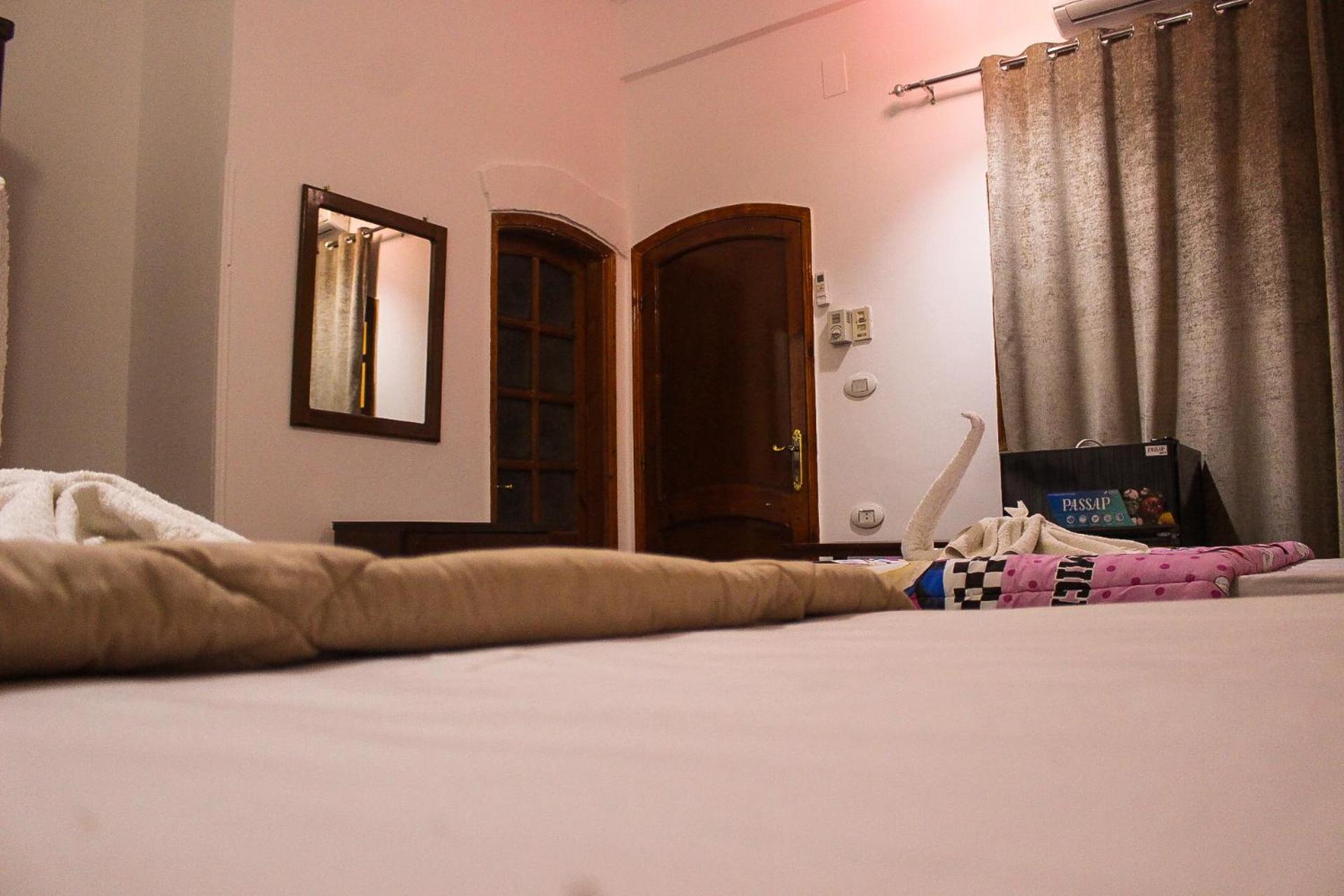 Flamingo Memnon Guest House - Photo 20