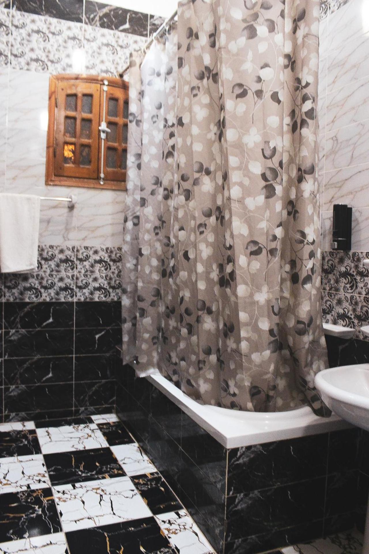 Flamingo Memnon Guest House - Photo 40