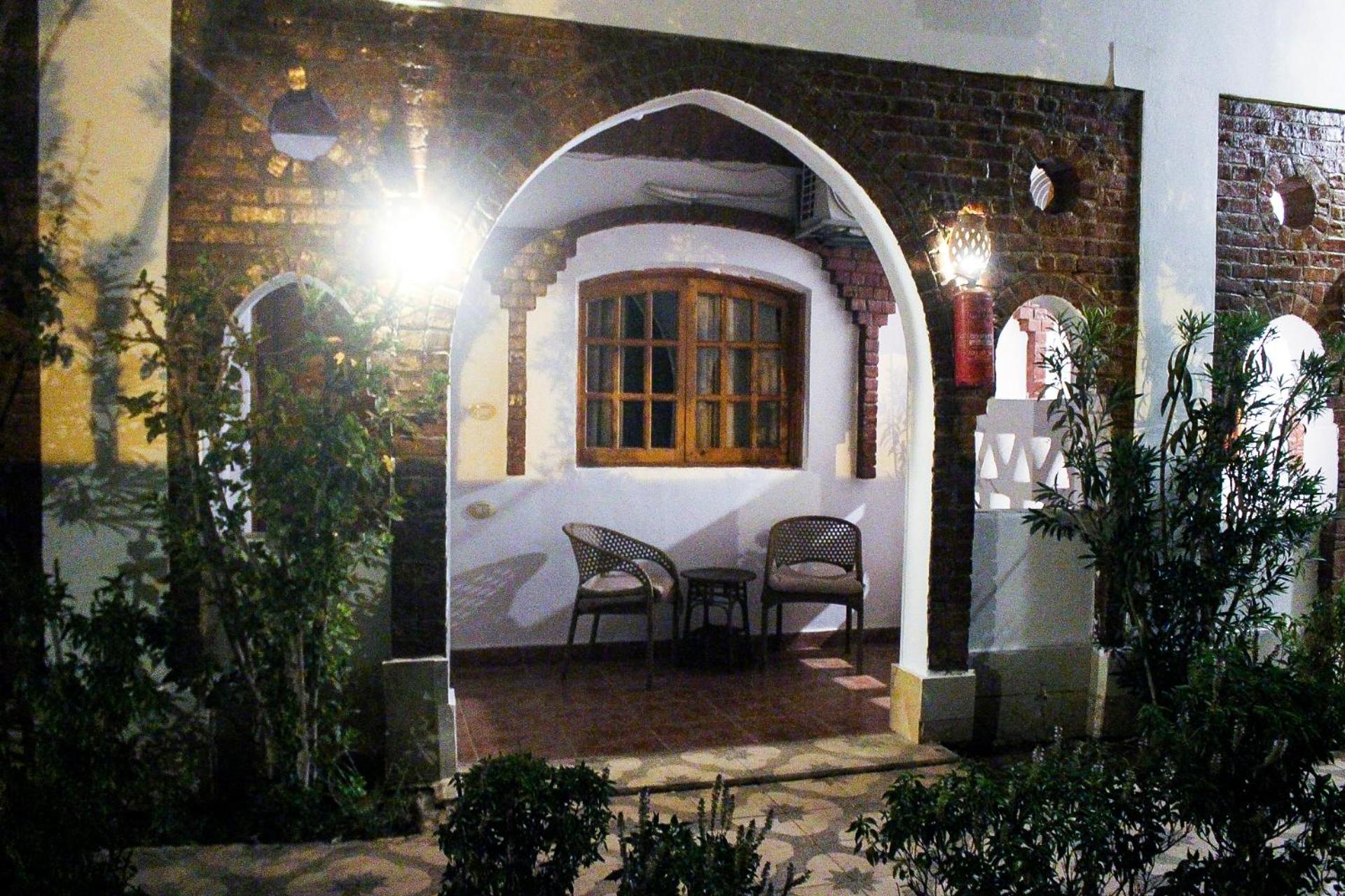 Flamingo Memnon Guest House - Photo 52