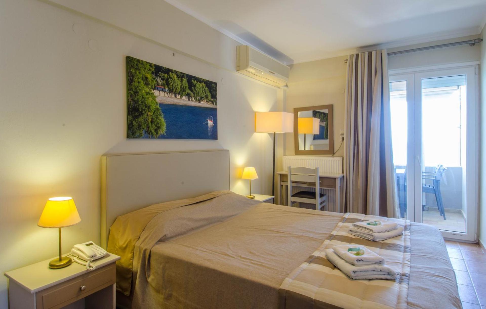 Plaka Studios - Photo 18