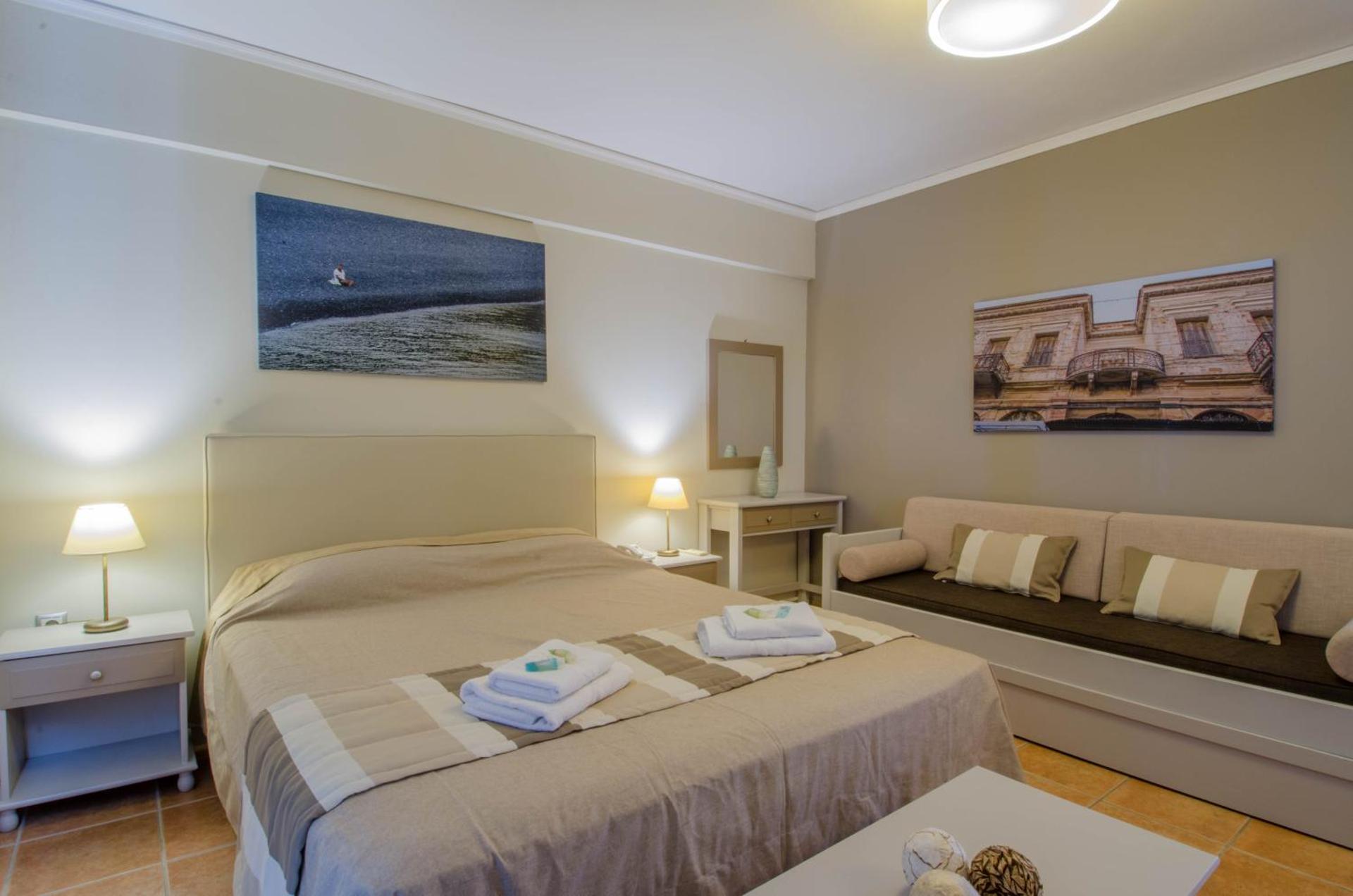 Plaka Studios - Photo 39