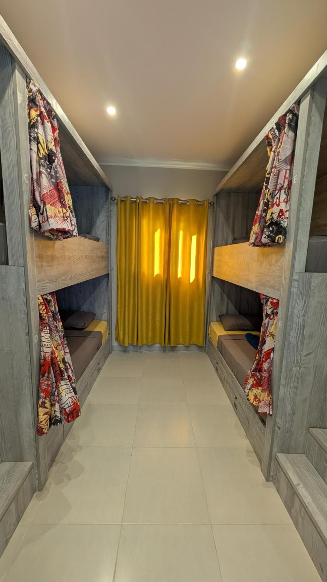 Hostify Hostel - Photo 47