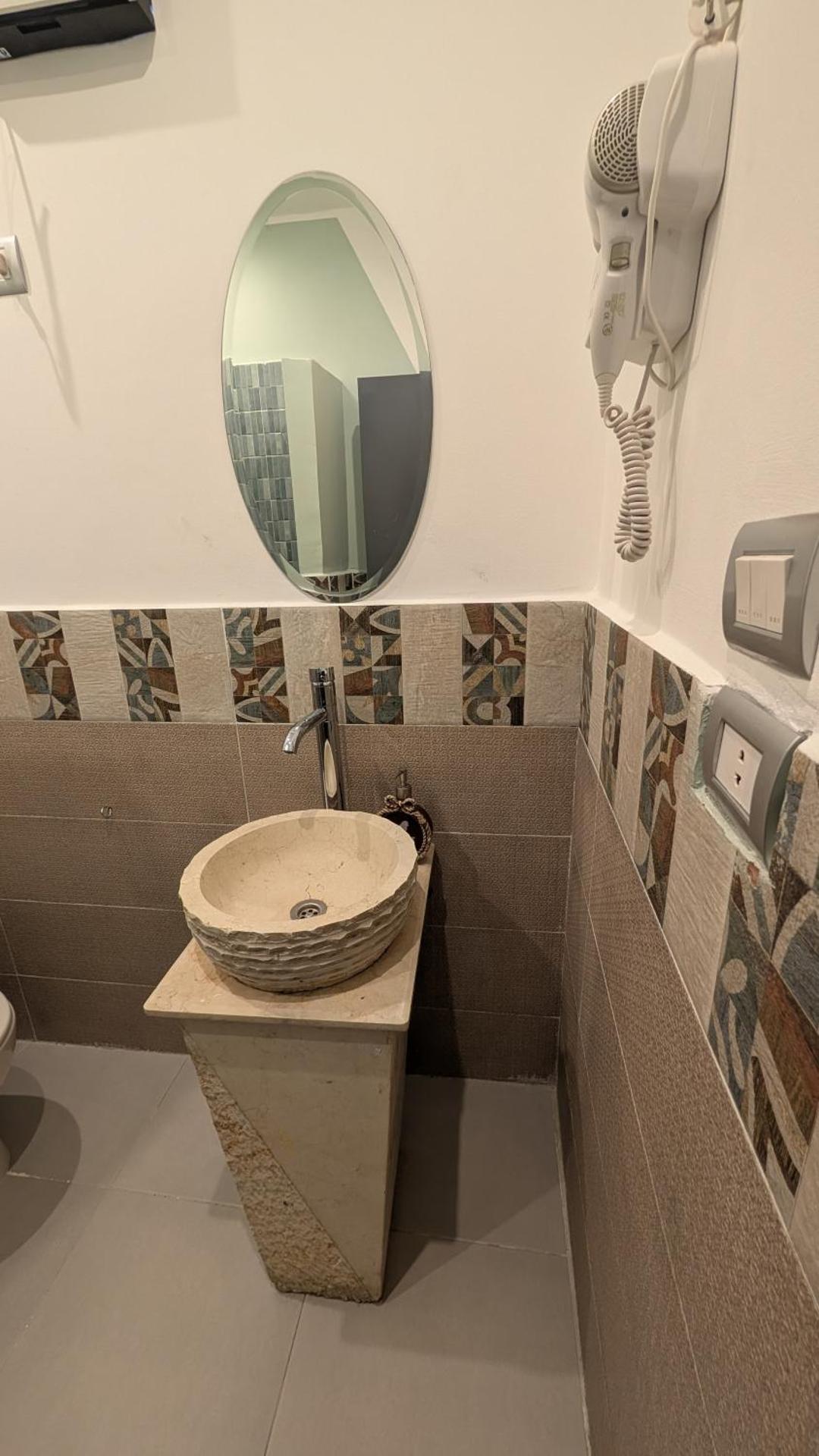 Hostify Hostel - Photo 35