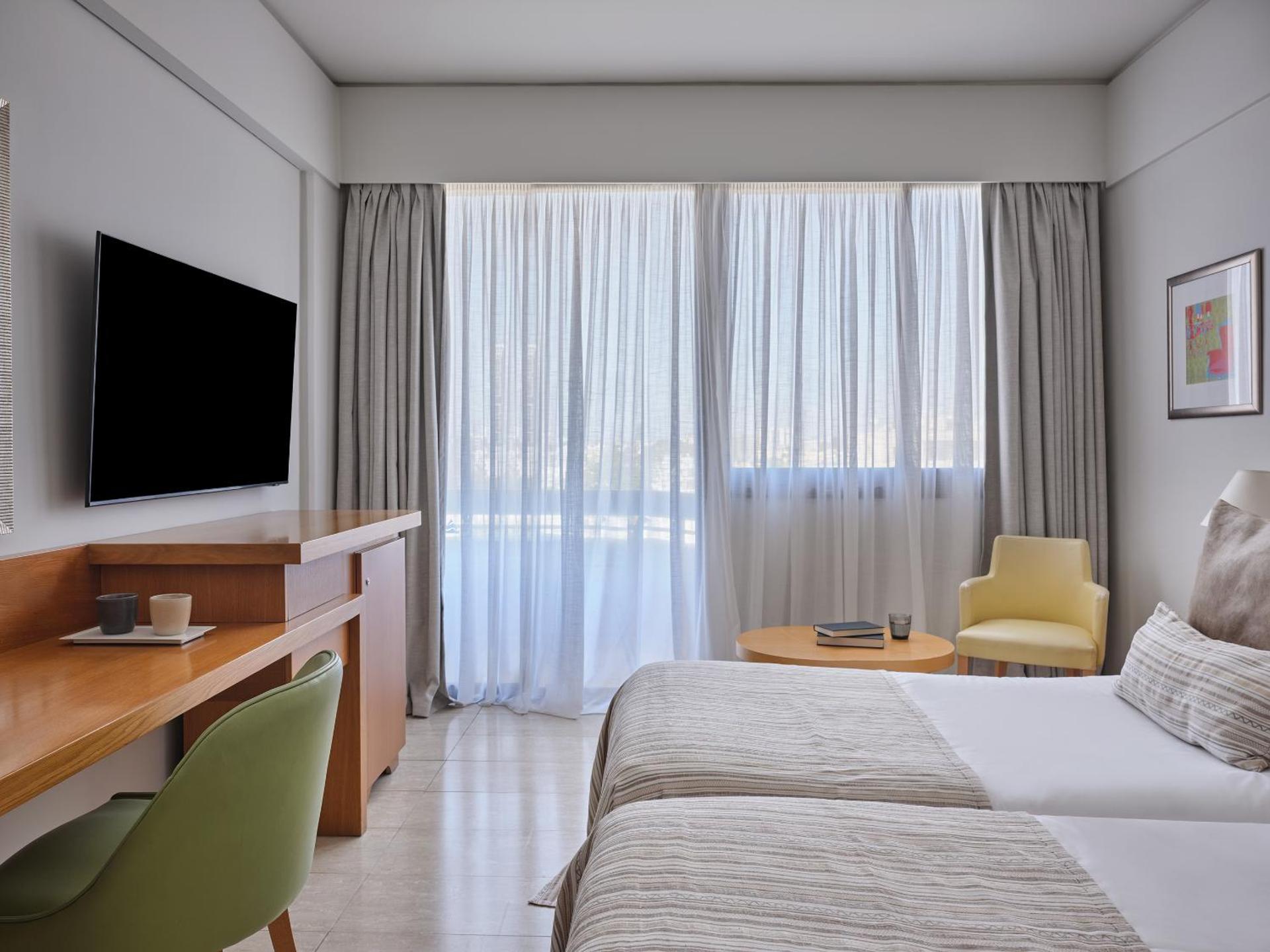 Atlantica Oasis Hotel - Photo 12
