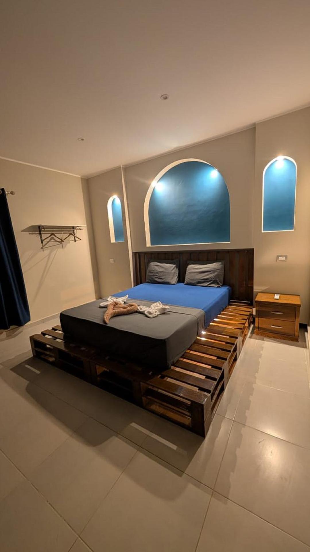 Hostify Hostel - Photo 44