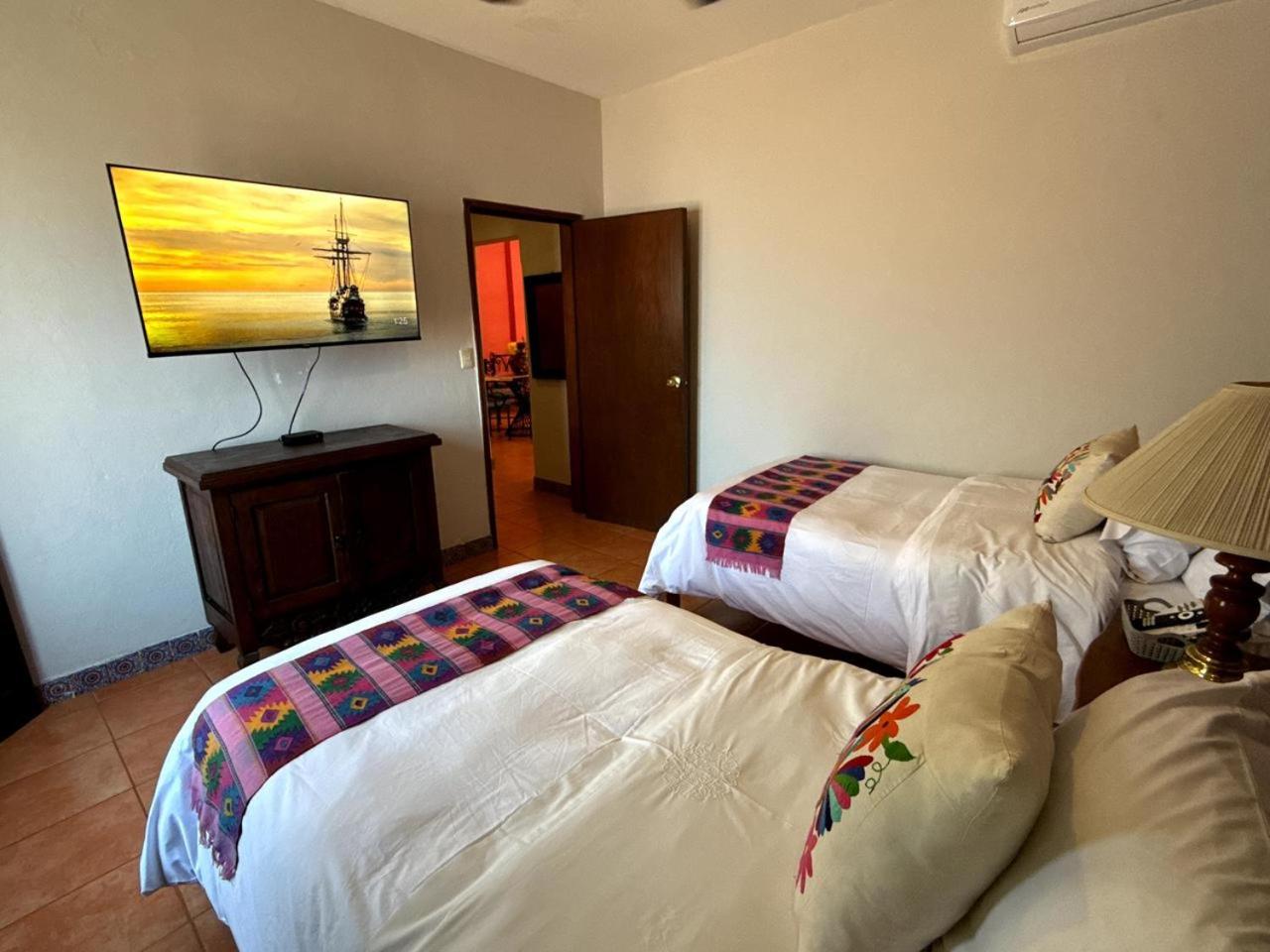 Casa Mia Suites - Photo 51