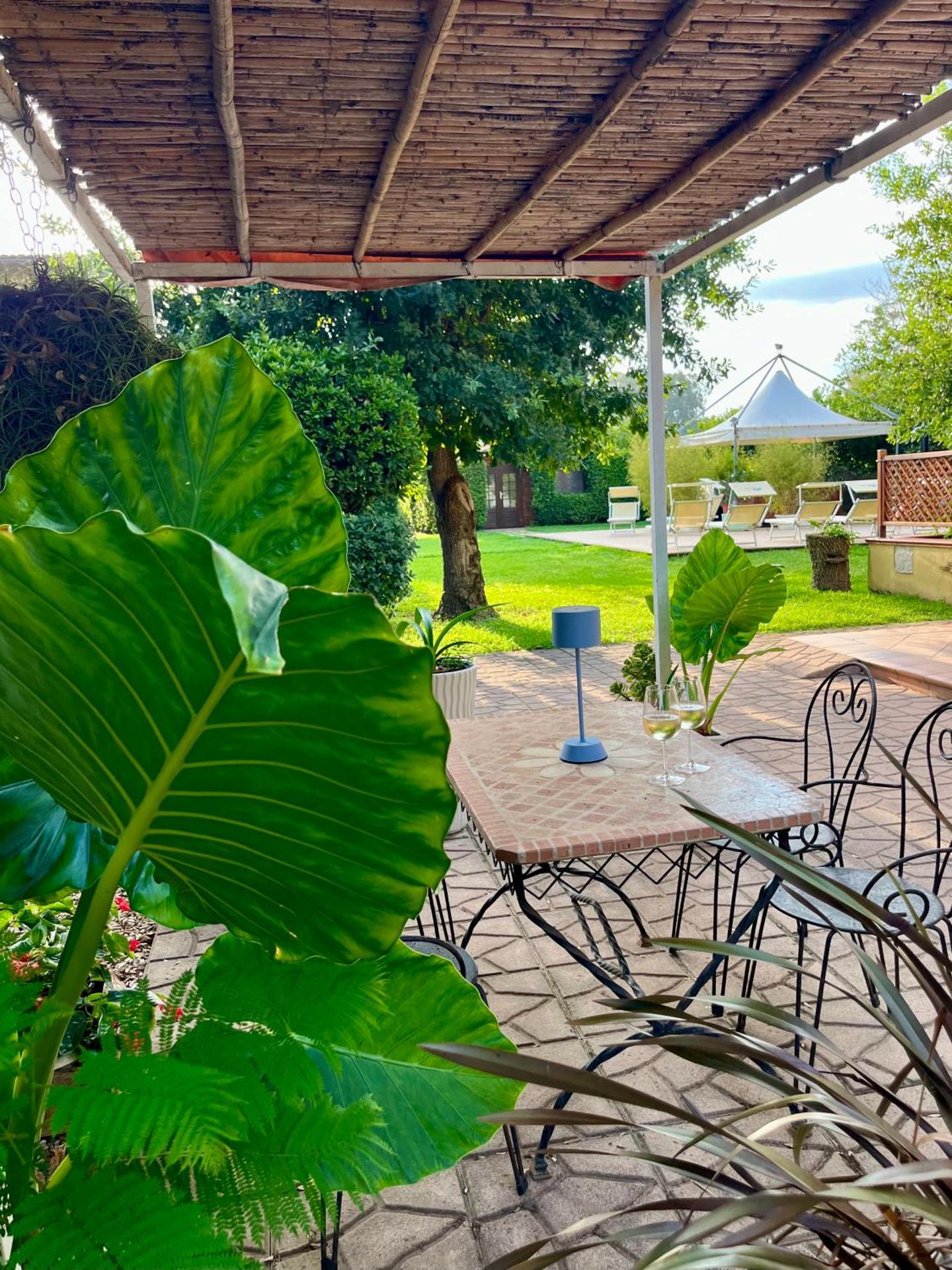 I Lecci Guesthouse - Photo 177