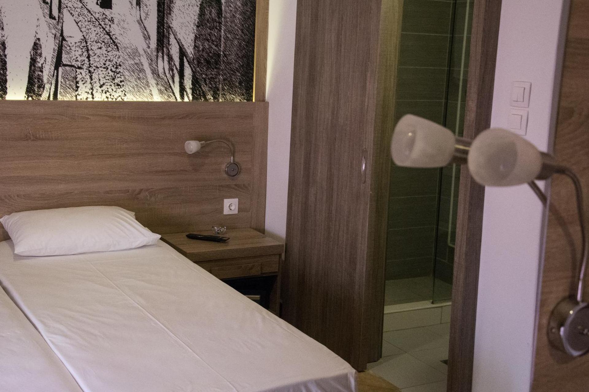 Marianna Hotel - Photo 36