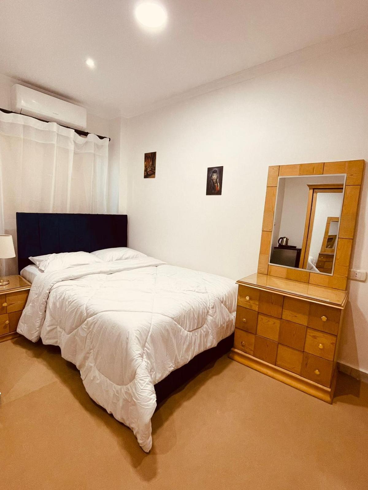 Yamour Pyramids - Photo 7