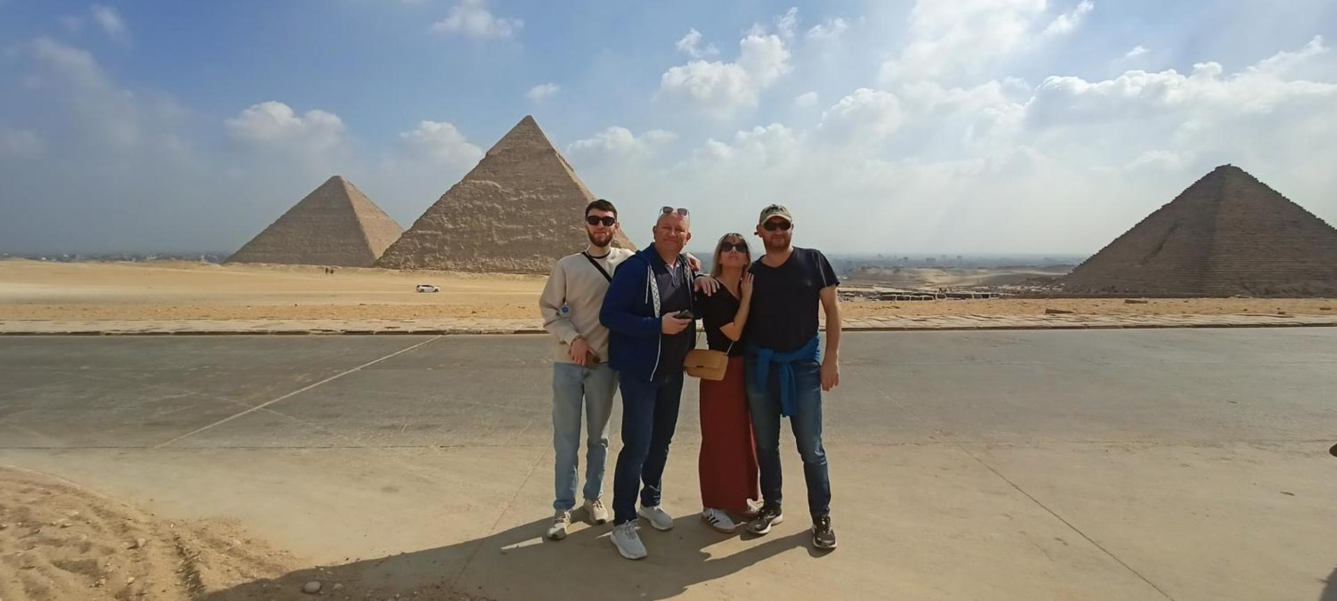 Phoenix Pyramids View Inn - Photo 61