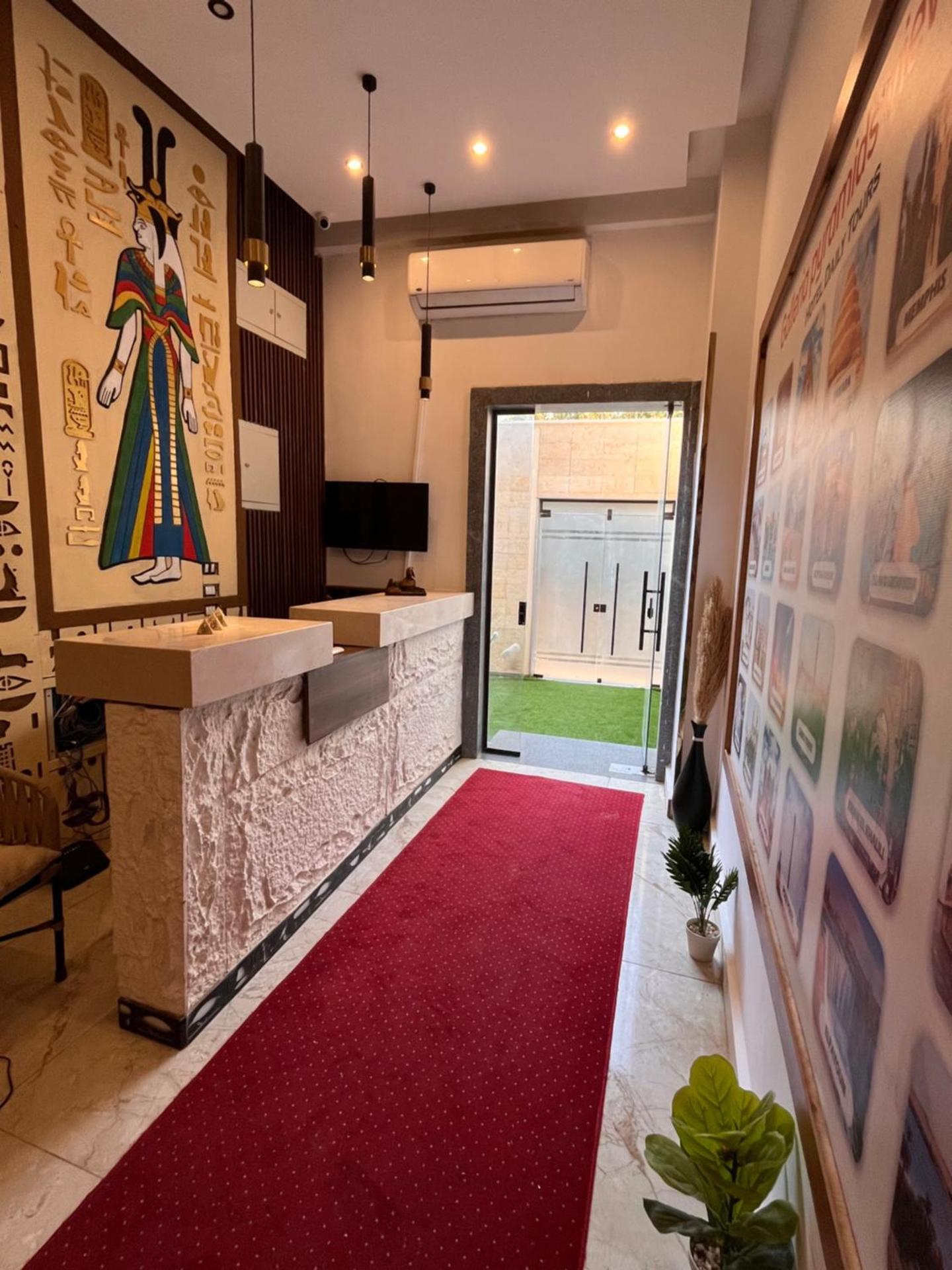 New Galleria Pyramids view inn - Photo 30