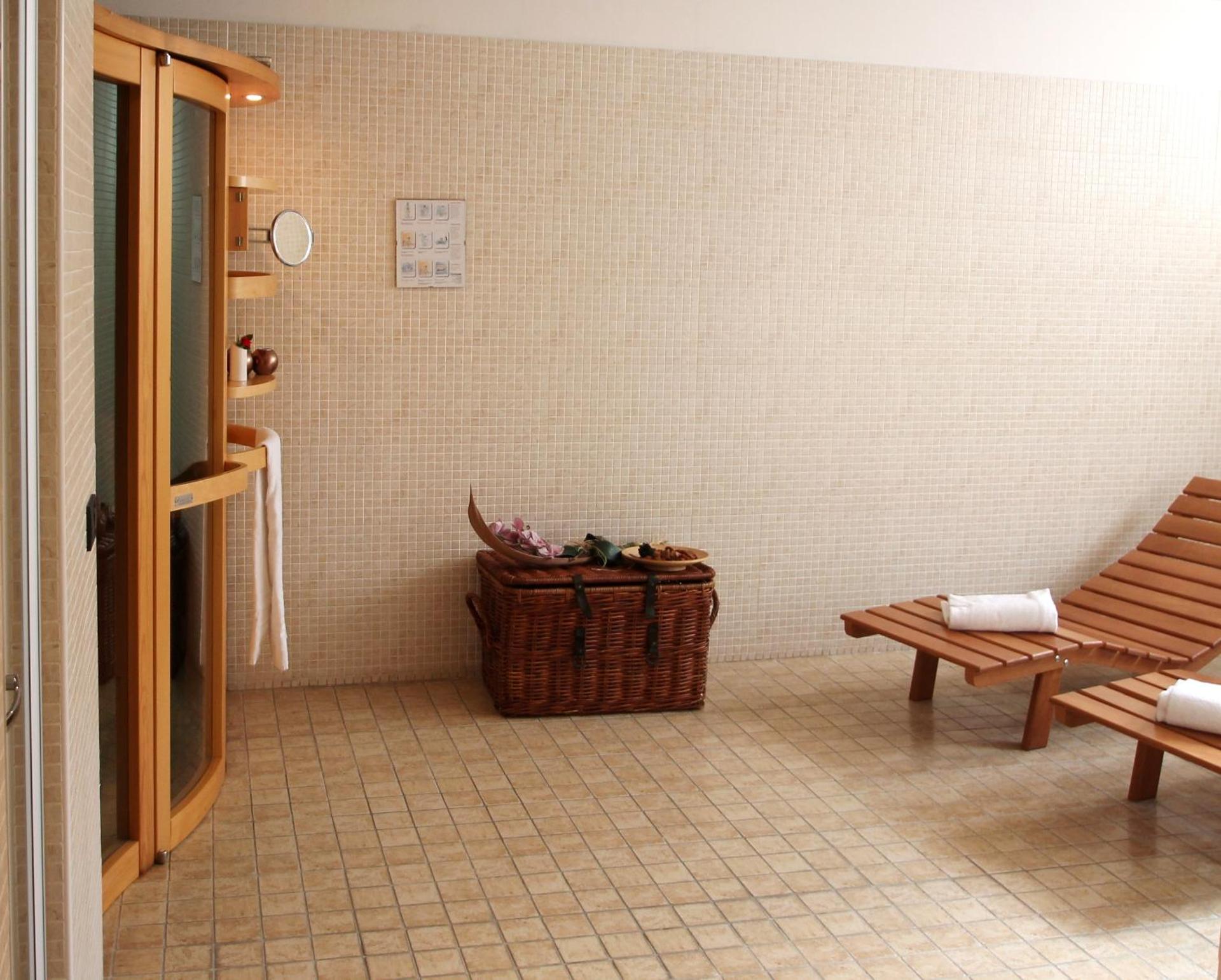 MH Hotel Piacenza Fiera - Photo 21