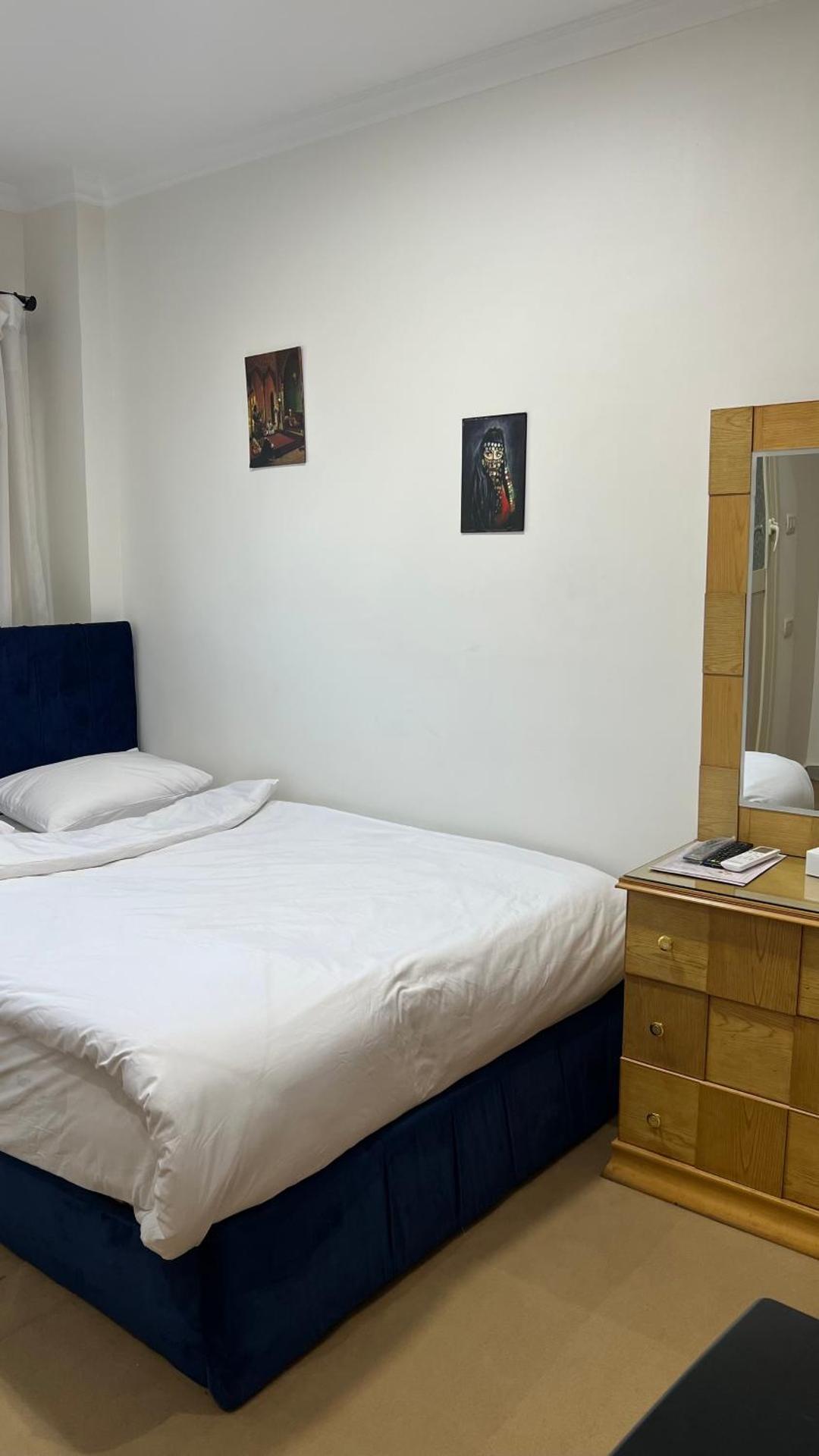 Yamour Pyramids - Photo 5