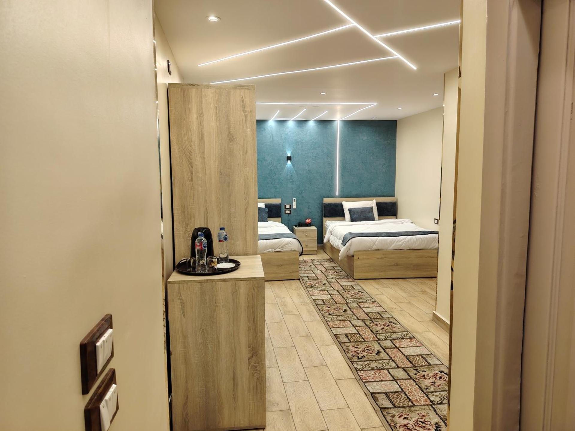 Red Pyramids Hotel - Photo 28